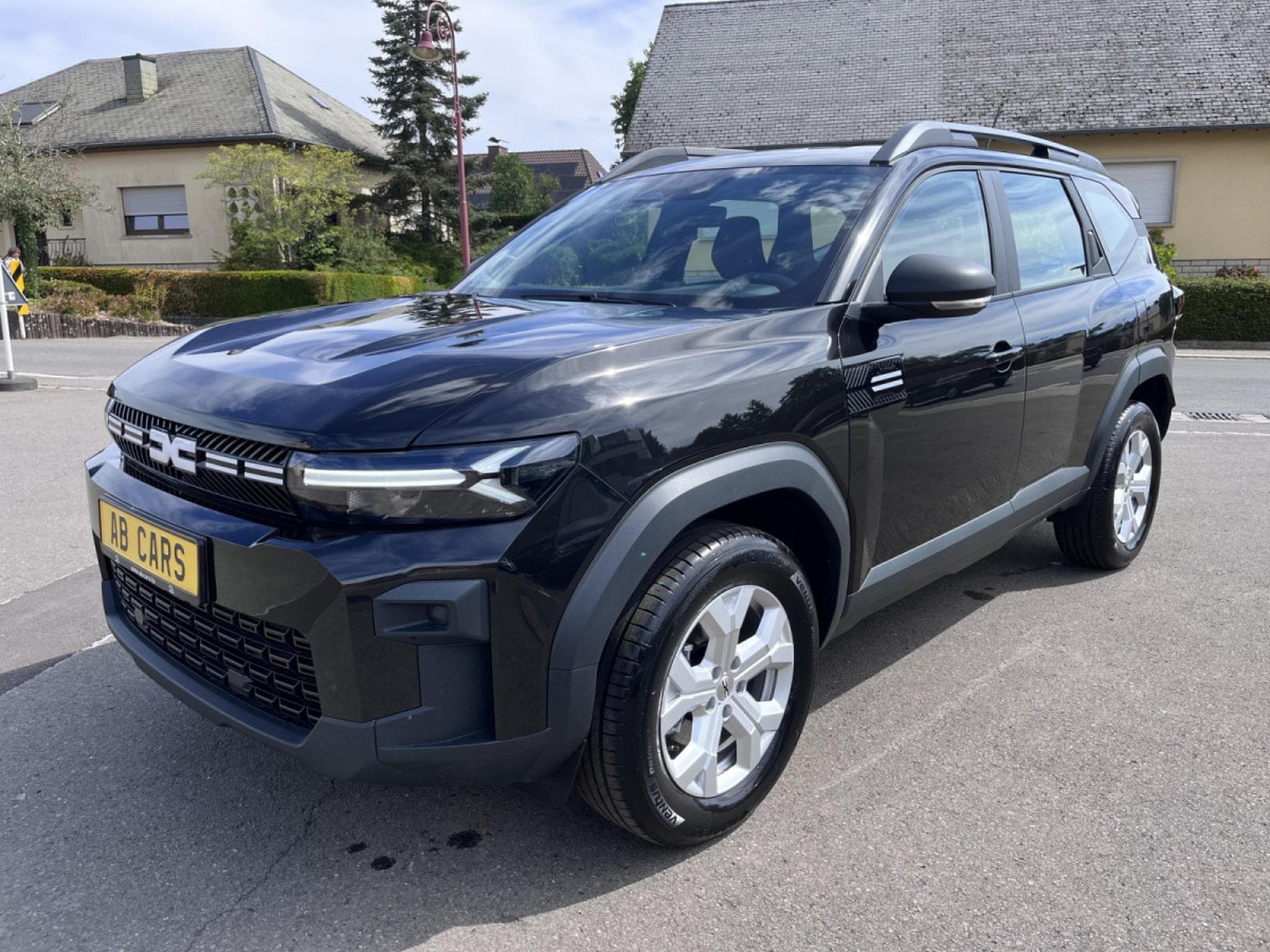 Dacia Bigster 1.2 Mild Hybrid 140 Essential (2026) - Foto 24