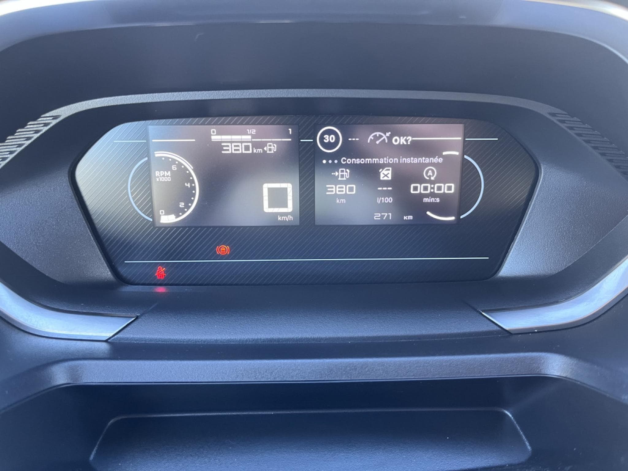 Peugeot Partner 1.5 BlueHdi 100cv Clim - PDC AR - Car Play -  !!! NEUF !!! (2026) - Foto 13