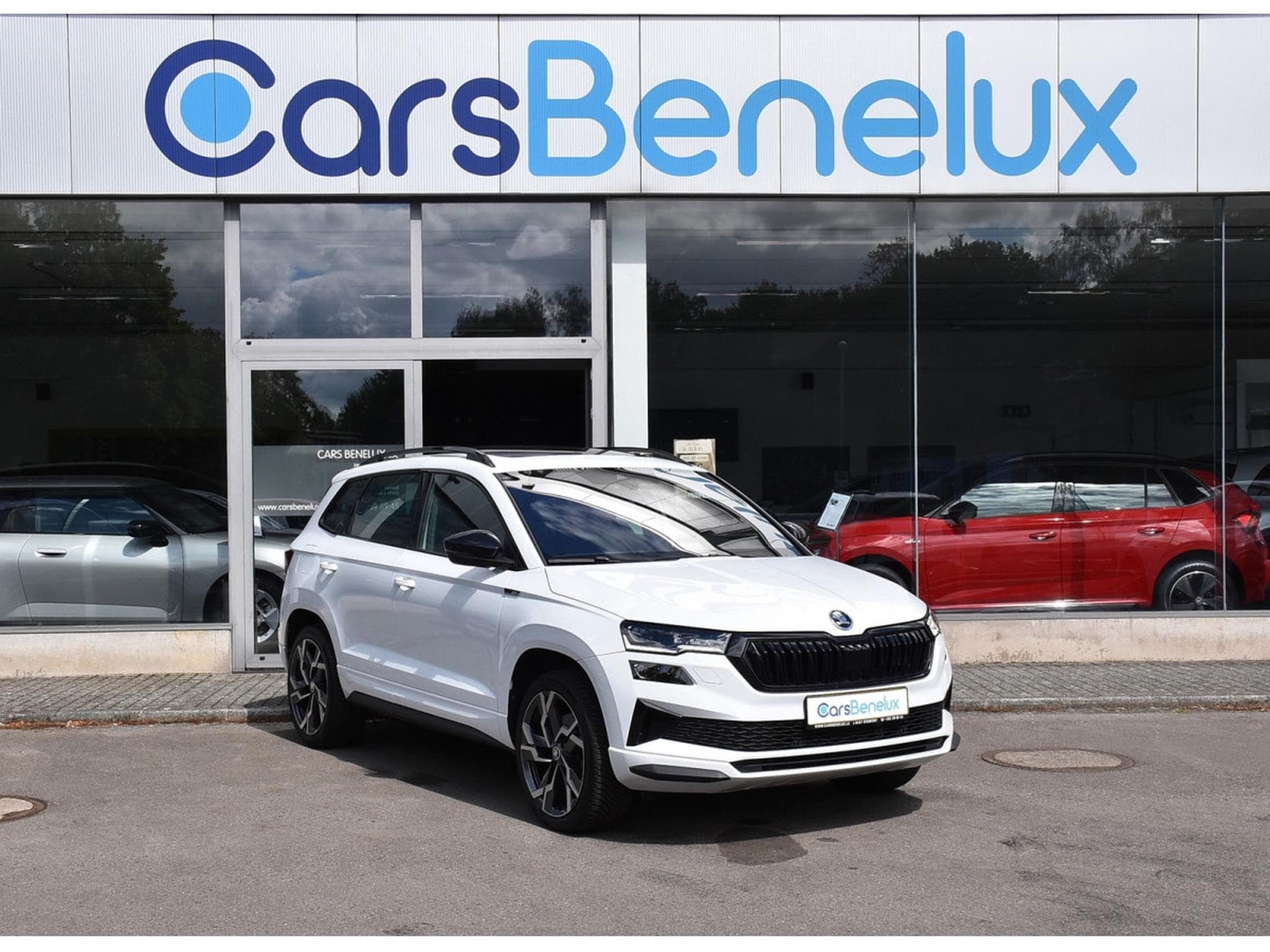Skoda Karoq 2.0 TDI 4X4 Sportline DSG PANO TRAVEL SIDE ATT RMQ KEYLESS (2024) - Photo 1
