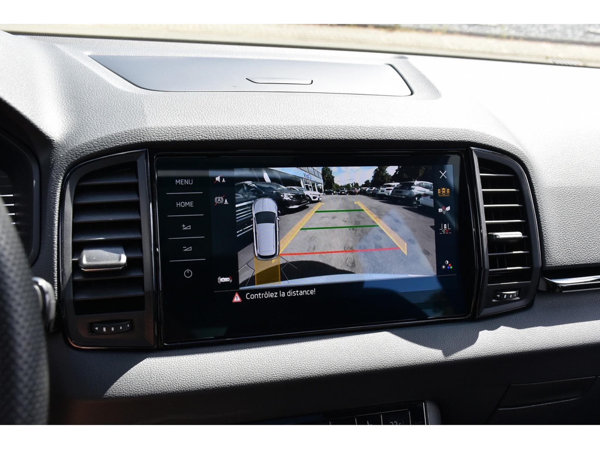 Skoda Karoq 2.0 TDI 4X4 Sportline DSG PANO TRAVEL SIDE ATT RMQ KEYLESS (2024) - Photo 14