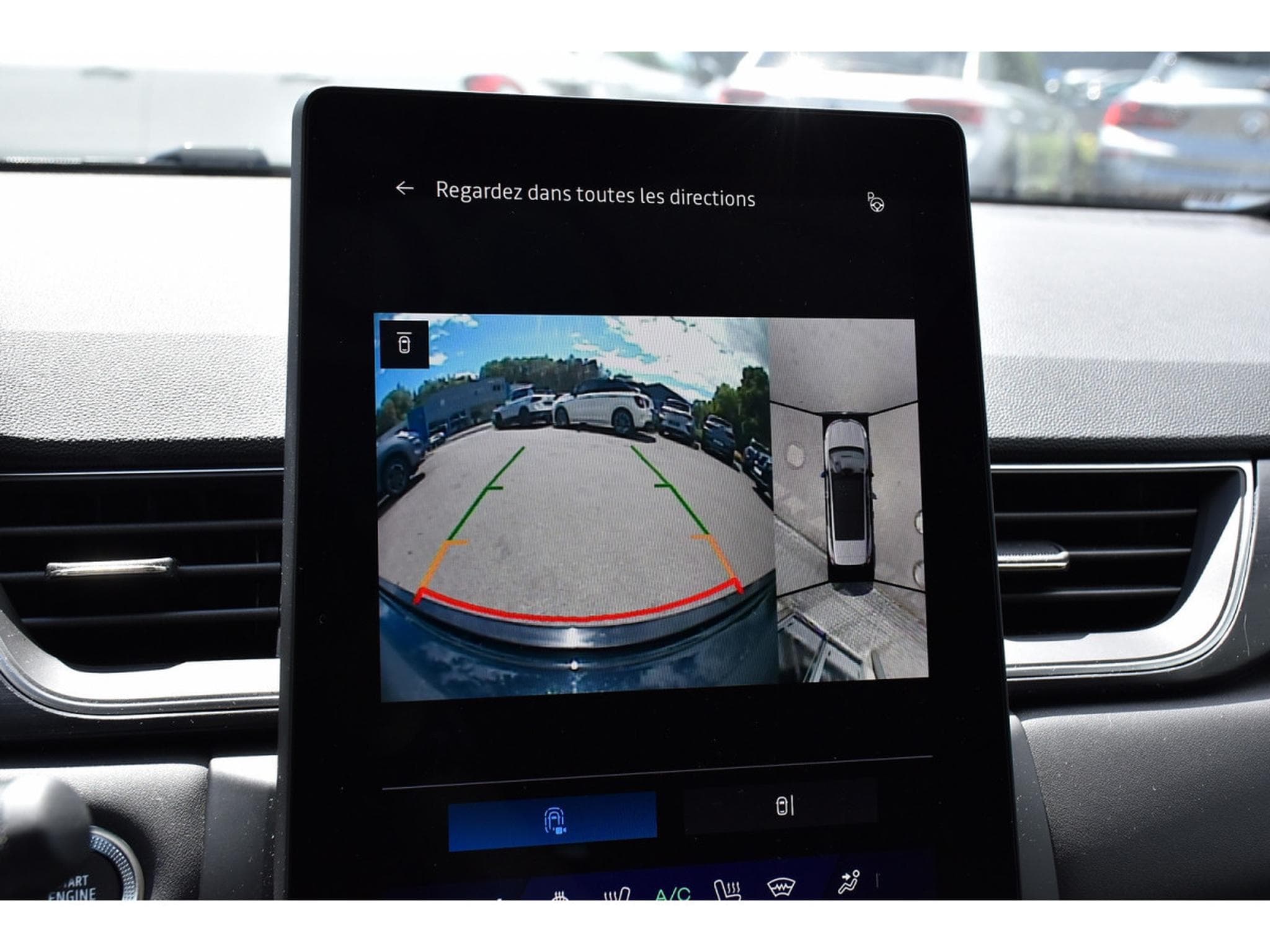 Renault Symbioz 1.6 E-TECH HEV Iconic EDC PANO HARMAN CAM360 1° MAIN (2025) - Photo 15