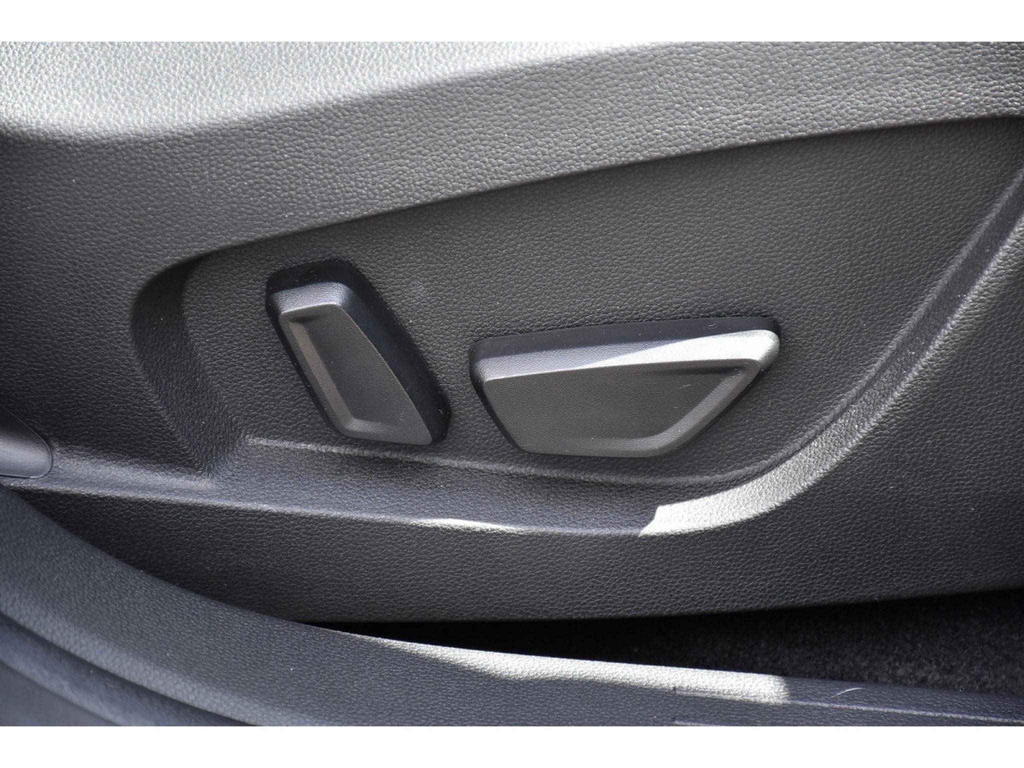 Renault Symbioz 1.6 E-TECH HEV Iconic EDC PANO HARMAN CAM360 1° MAIN (2025) - Photo 22