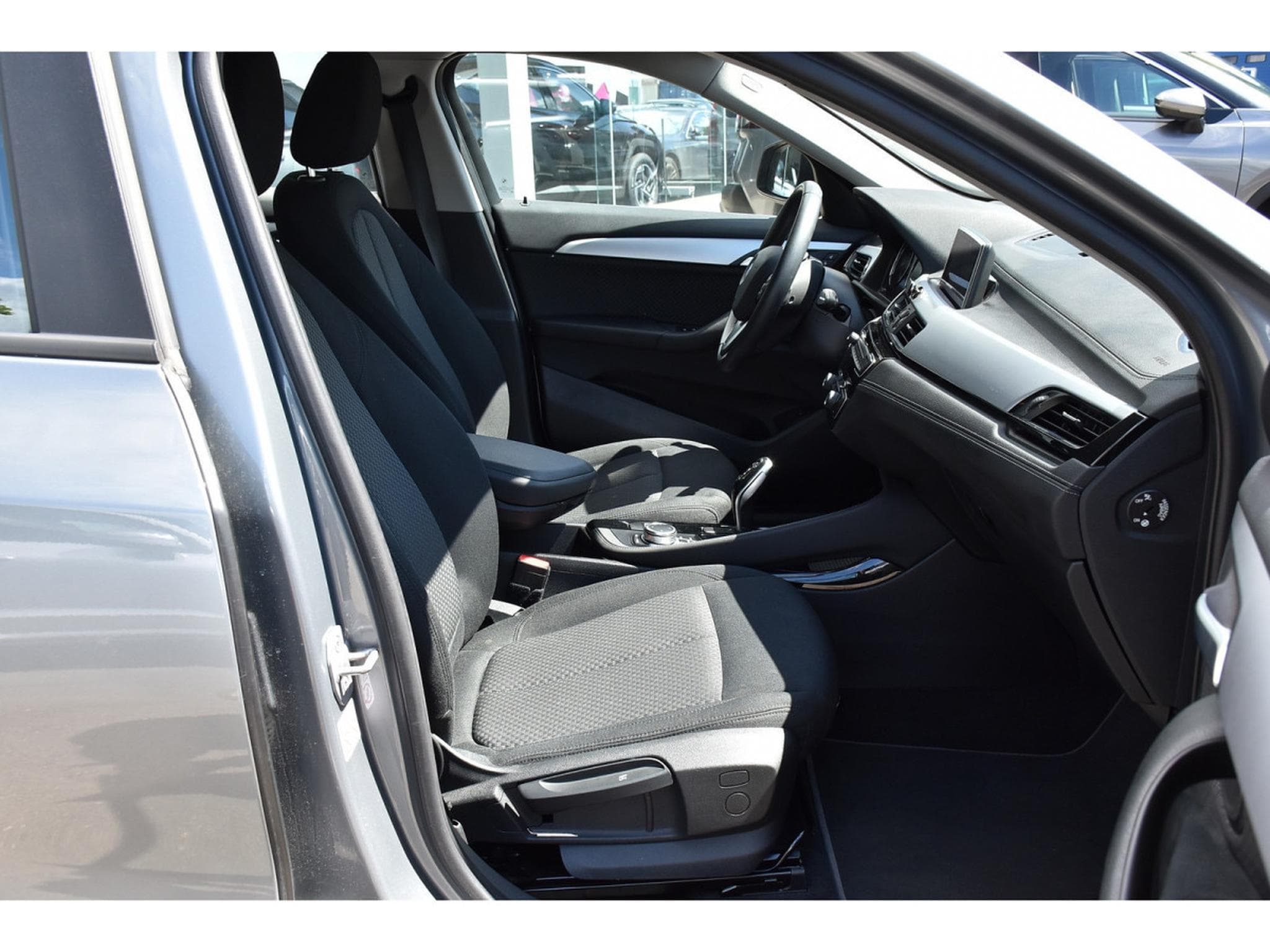 BMW X2 1.5 dA sDrive16 REGUL GPS PARK LED 1° MAIN (2023) - Photo 7