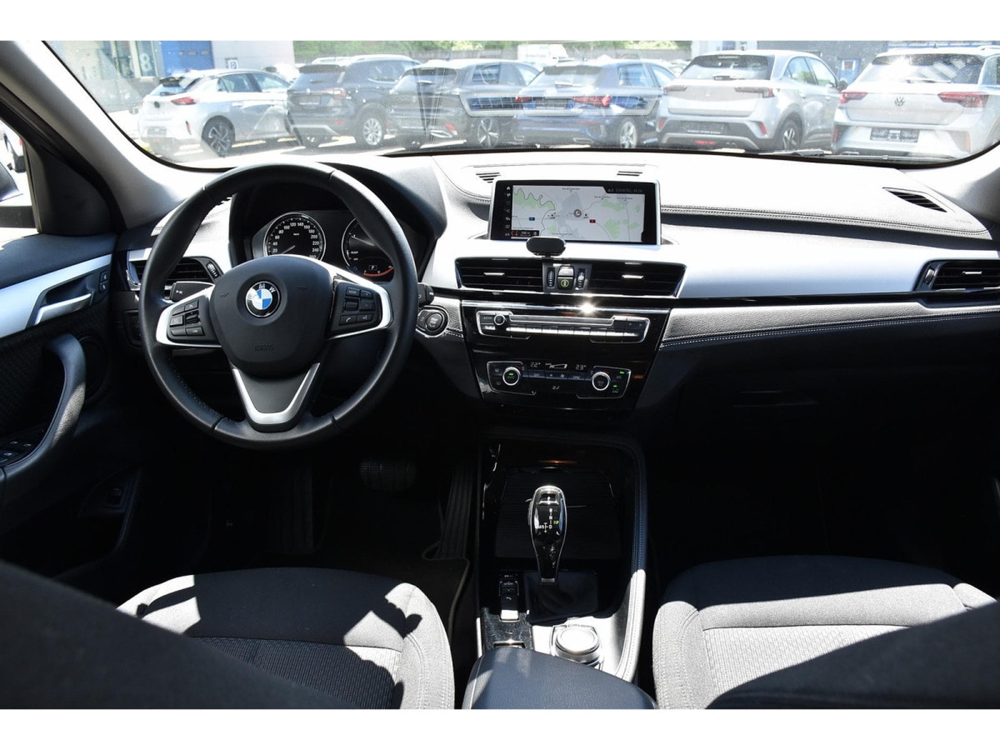 BMW X2 1.5 dA sDrive16 REGUL GPS PARK LED 1° MAIN (2023) - Photo 9