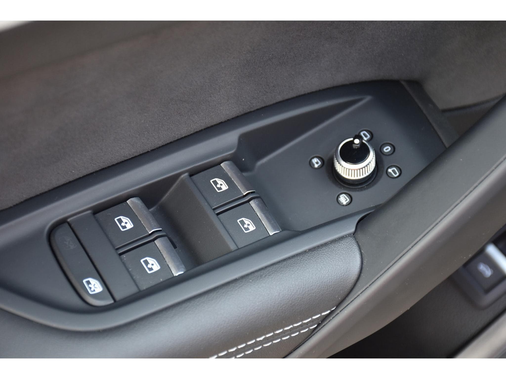 Audi Q5 Sportback 40 TDI Quattro S-Line S-Tronic ACC SIDE MATRIX (2023) - Photo 21