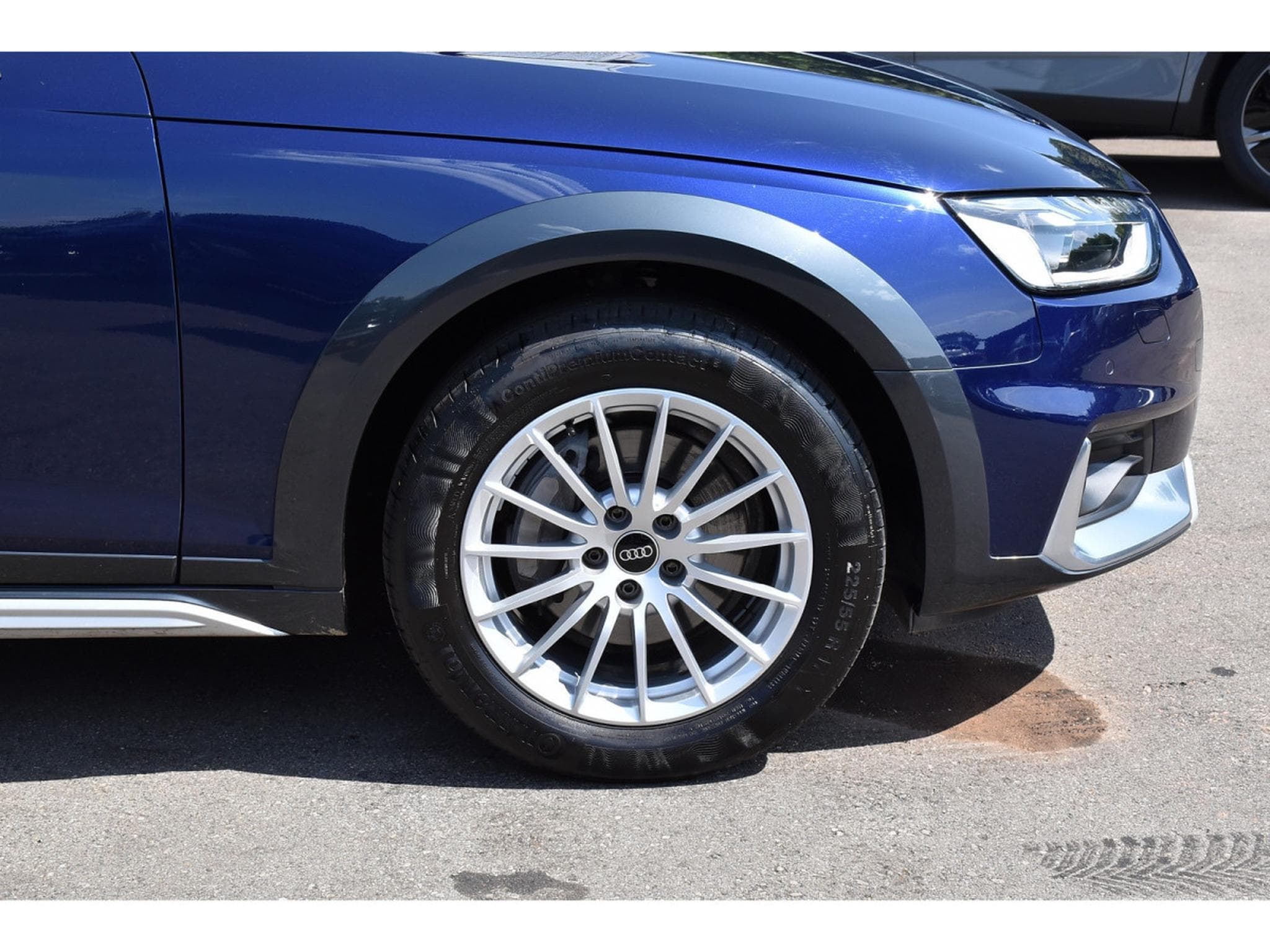 Audi A4 40 TDI Quattro S-Tronic CUIR GPS ATT RMQ CAM 1° MAIN (2022) - Photo 5