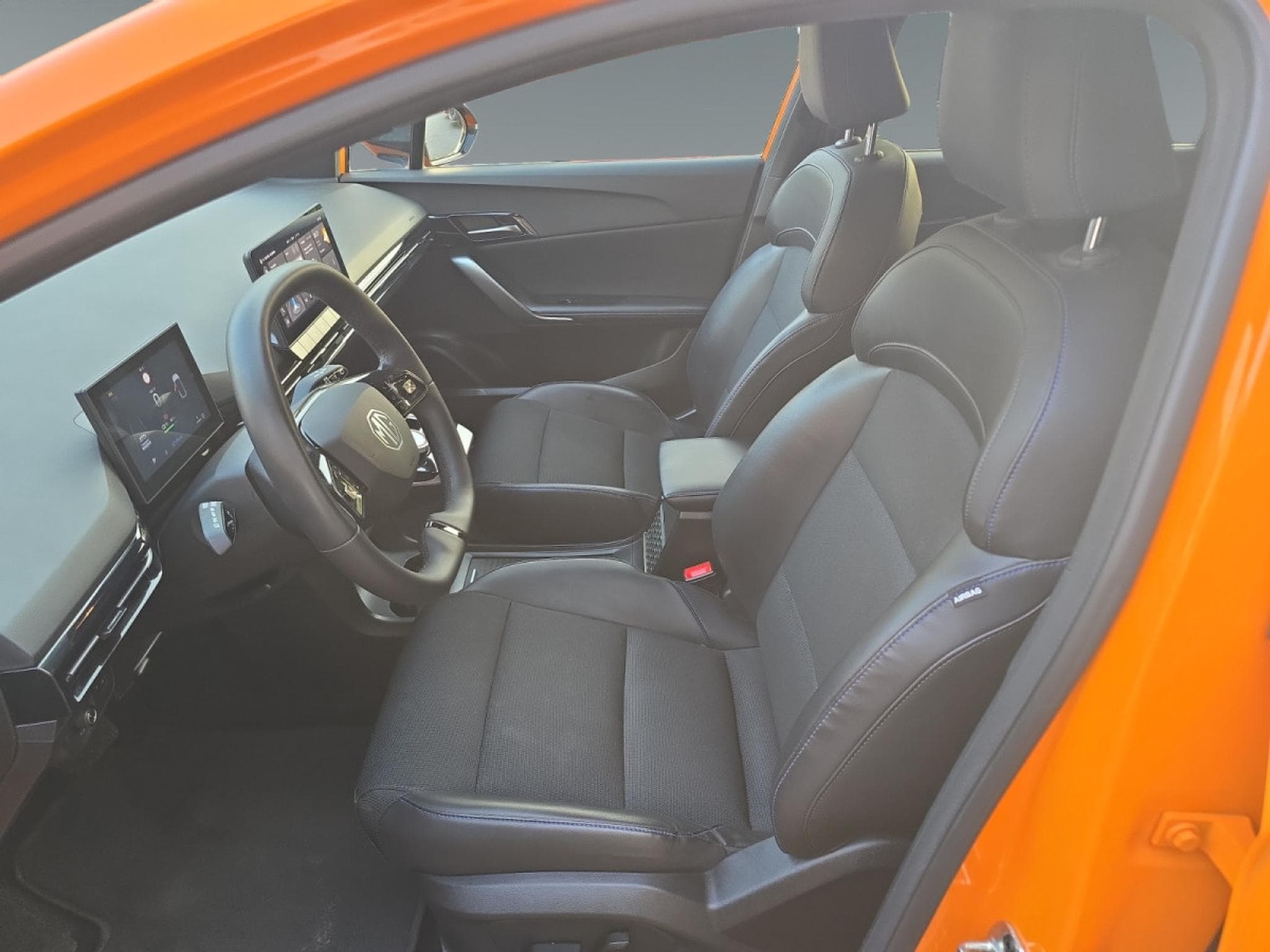 MG MG4 Electrique 5D CVT 4/5DOORS (2023) - Photo 10