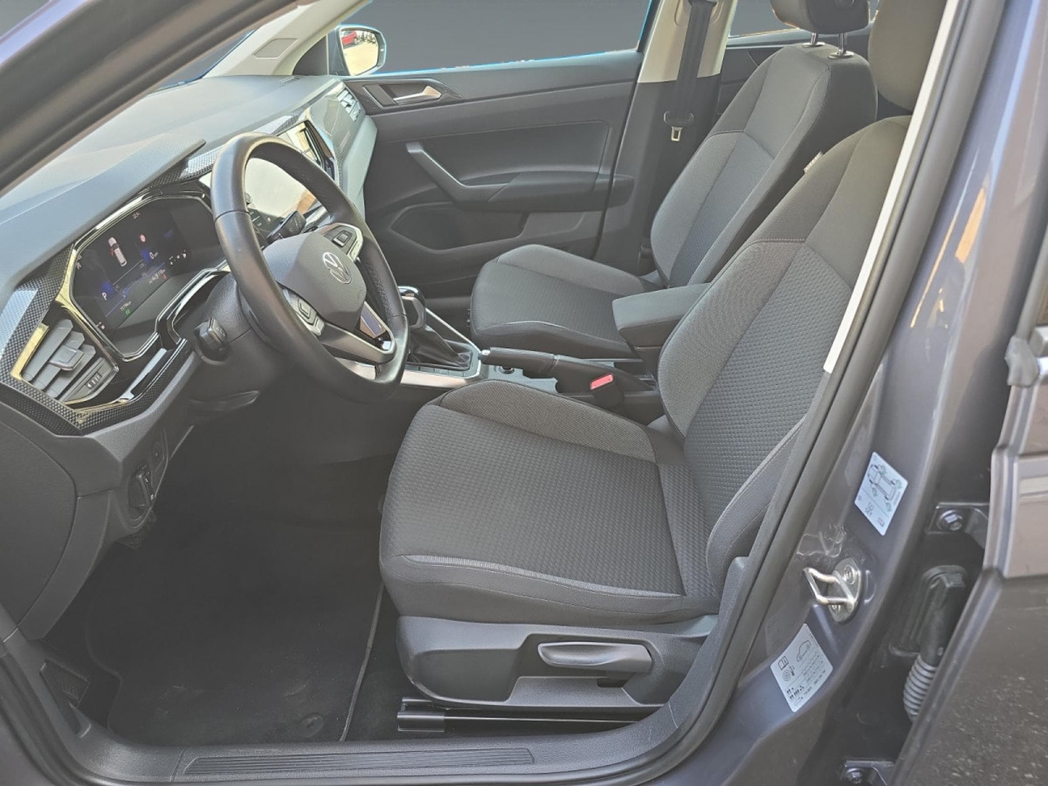 VW Polo Style 5D AUTO7 4/5DOORS (2015) - Photo 10