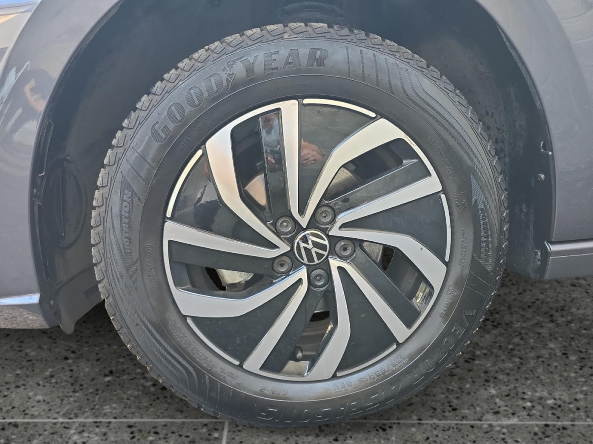 VW Polo Style 5D AUTO7 4/5DOORS (2015) - Photo 9