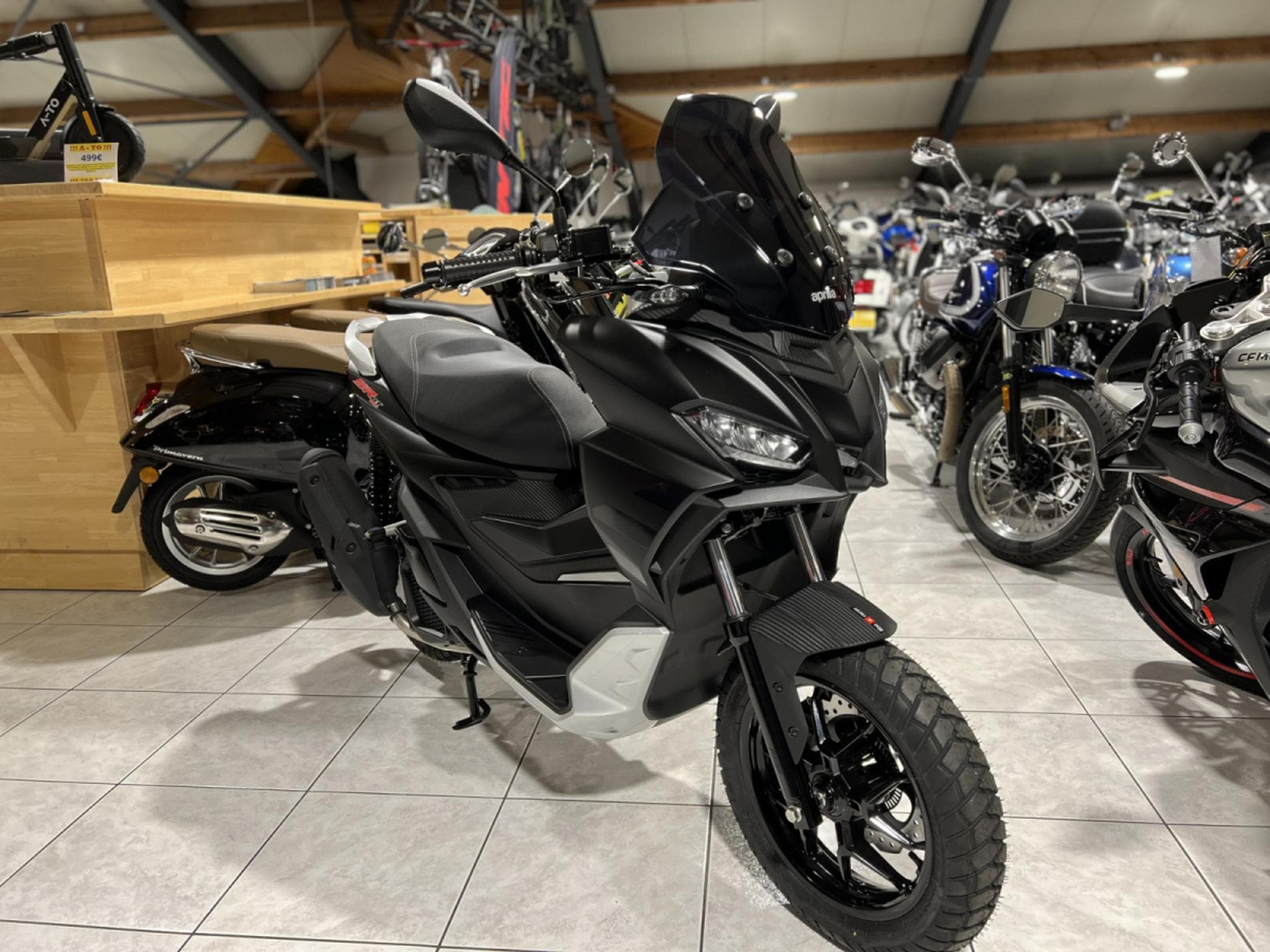 Aprilia SR GT (2026) - Photo 6