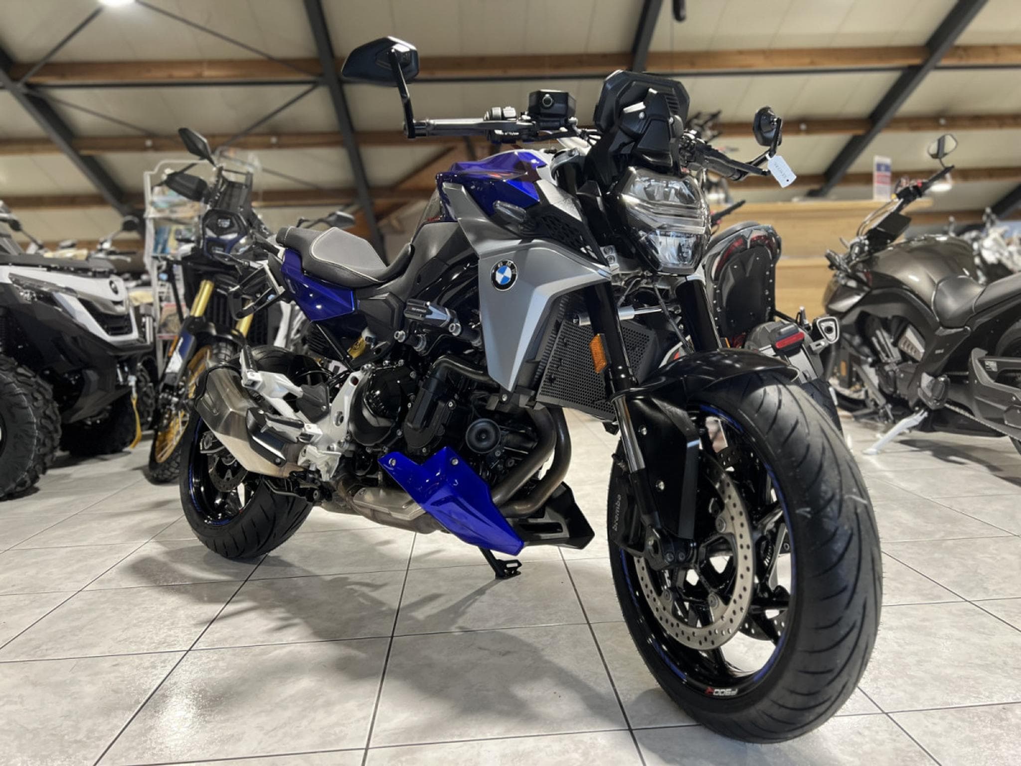 BMW F 900 R (2020) - Foto 11