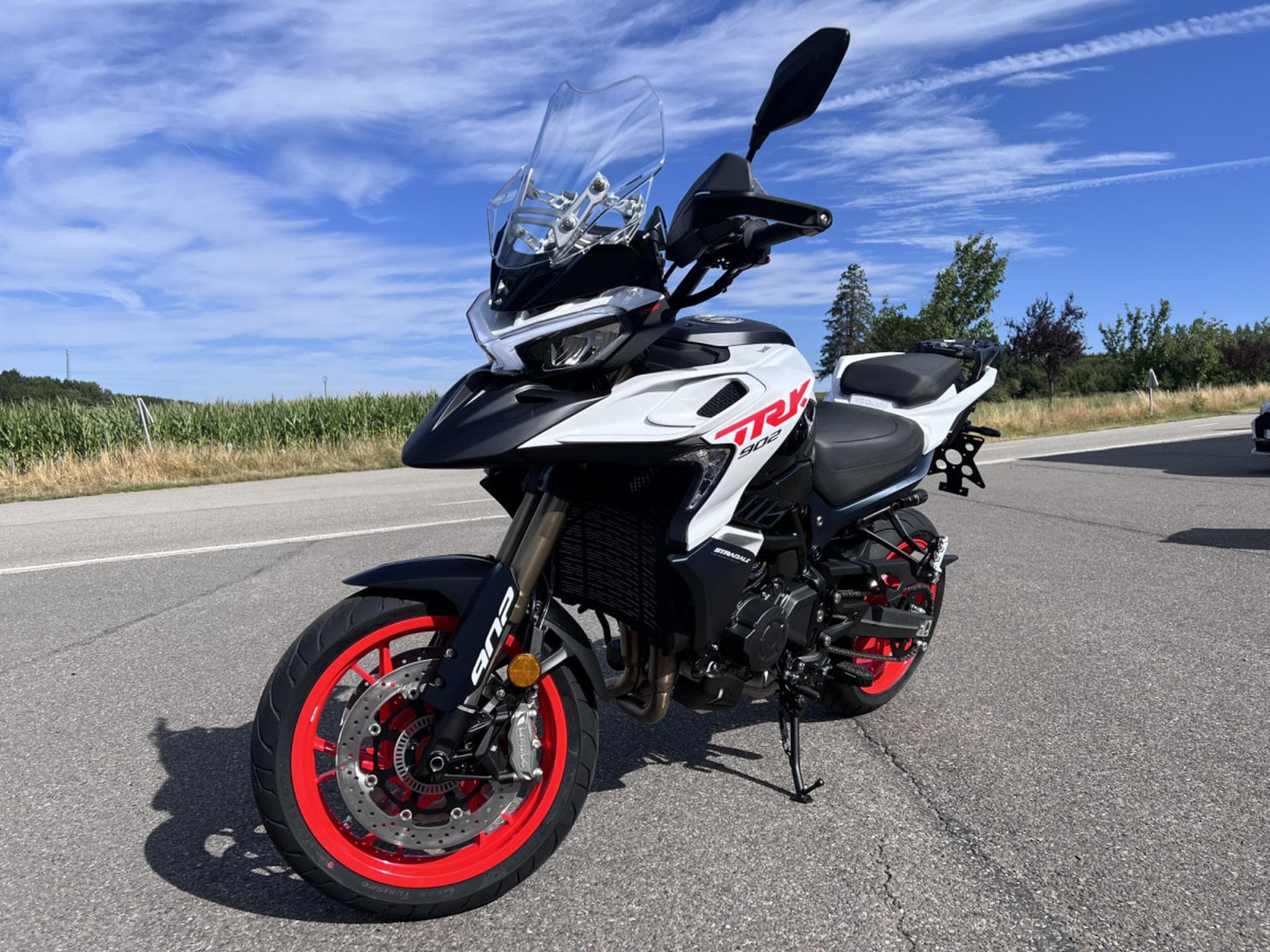 Benelli TRK 902 STRADALE (2026) - Foto 2