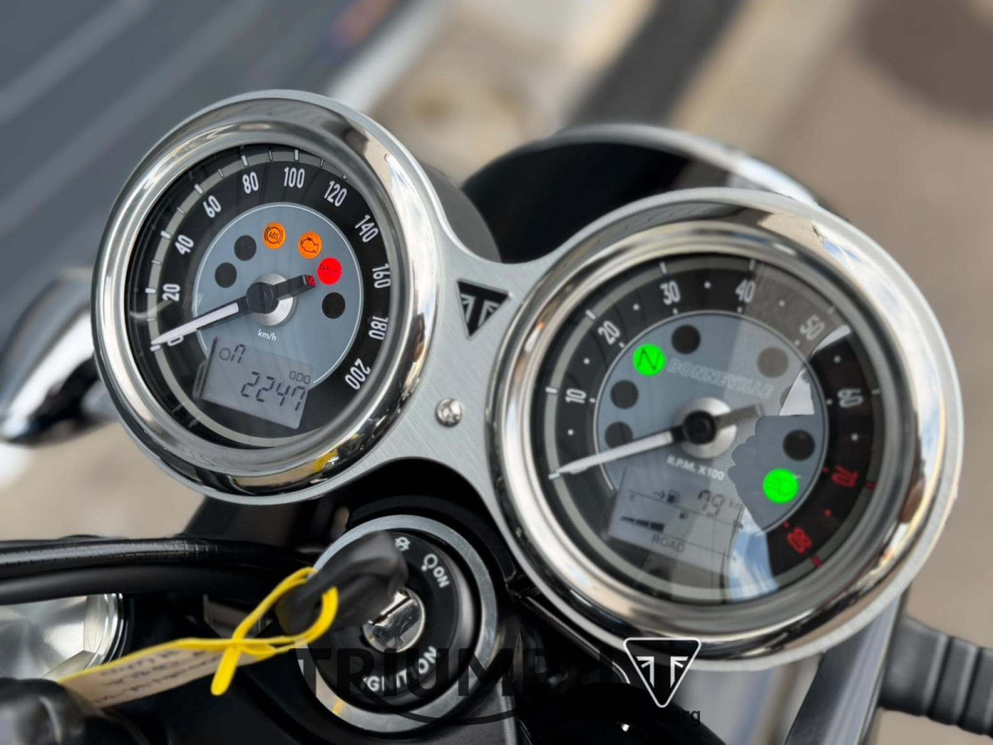 Triumph Bonneville BONNEVILLE T120 (2026) - Foto 8