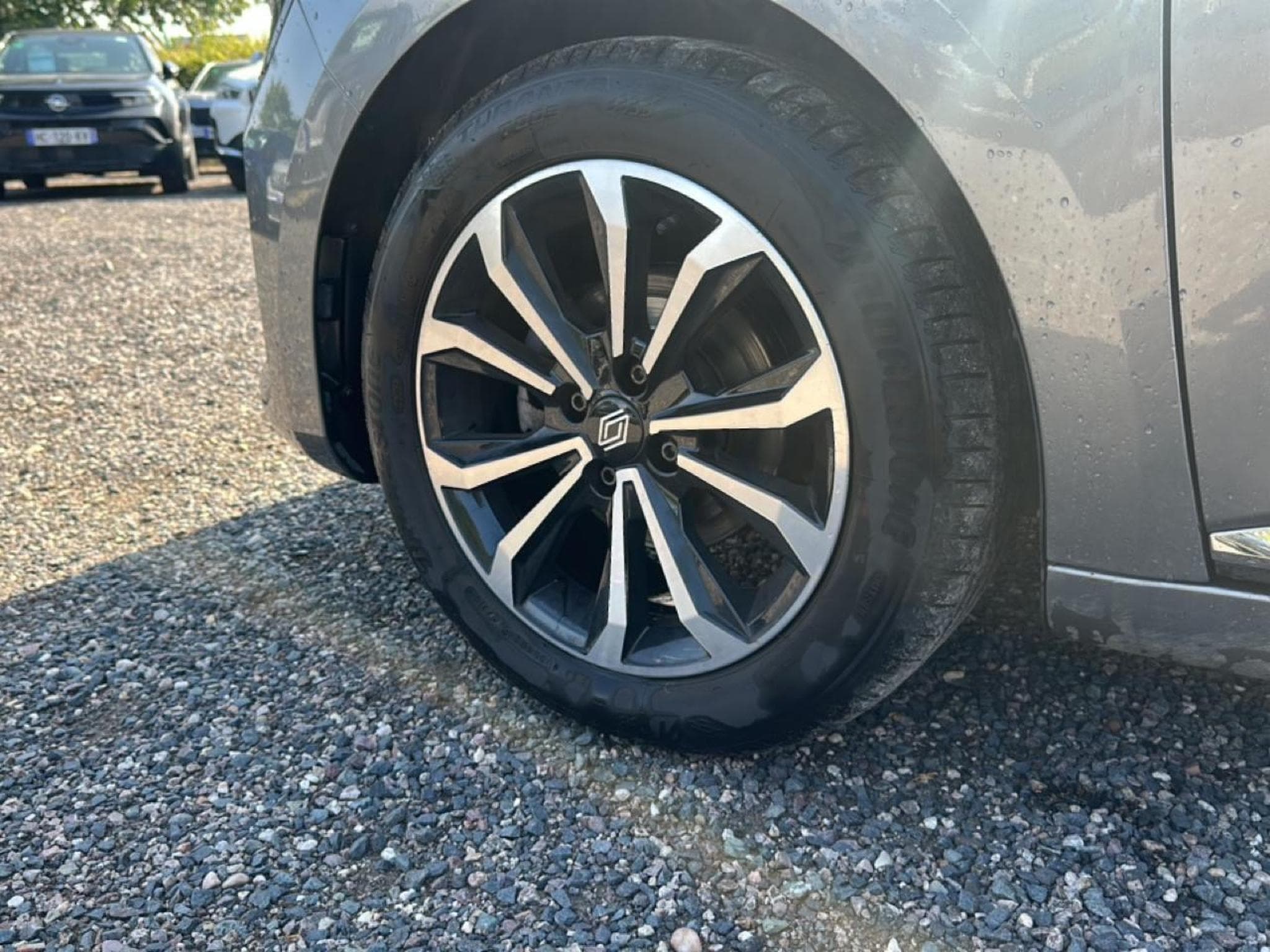 Renault Clio 1.0 TCE 90 TECHNO (2025) - Foto 9