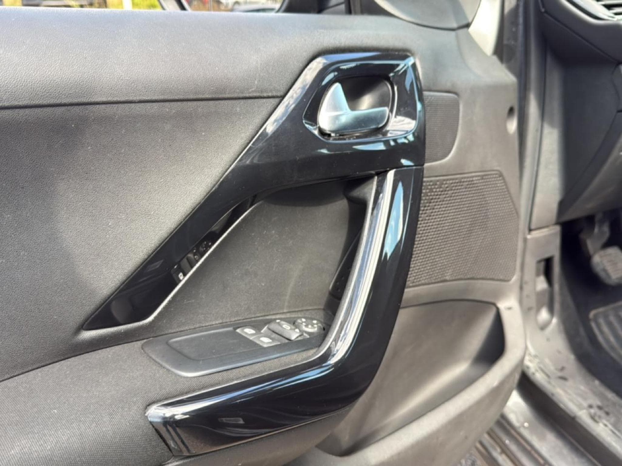 Peugeot 208 1.5 BLUEHDI 100 ACTIVE (2019) - Foto 15