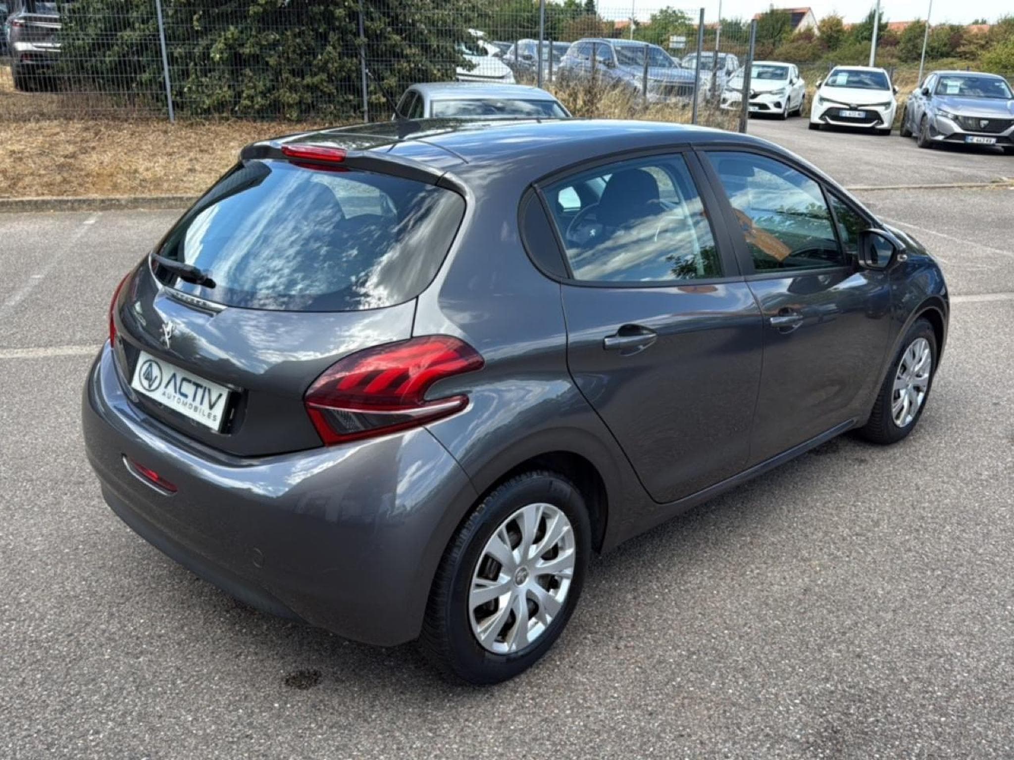 Peugeot 208 1.5 BLUEHDI 100 ACTIVE (2019) - Foto 7