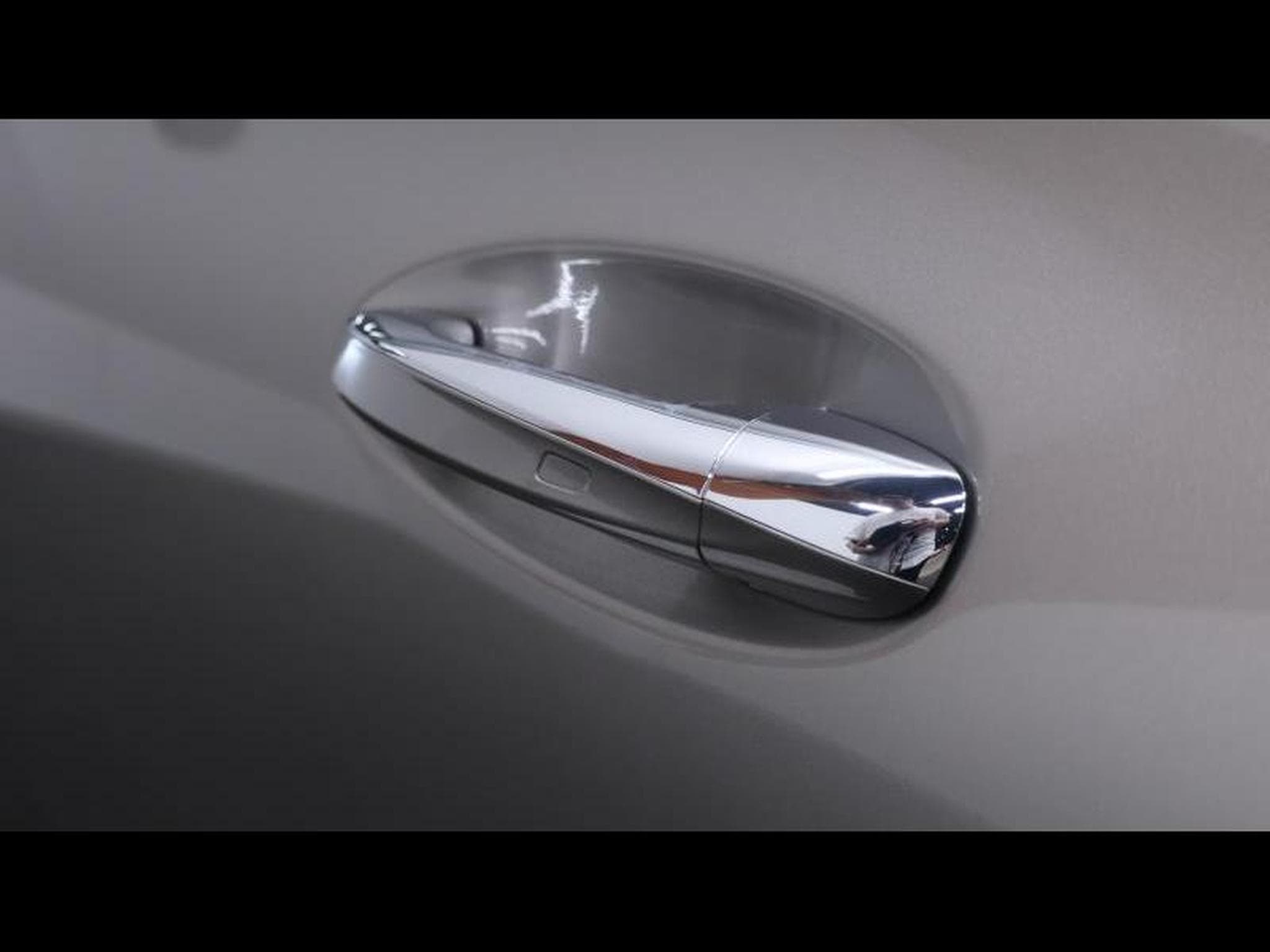 Mercedes B 200 AMG Line 7G-DCT (2020) - Photo 27