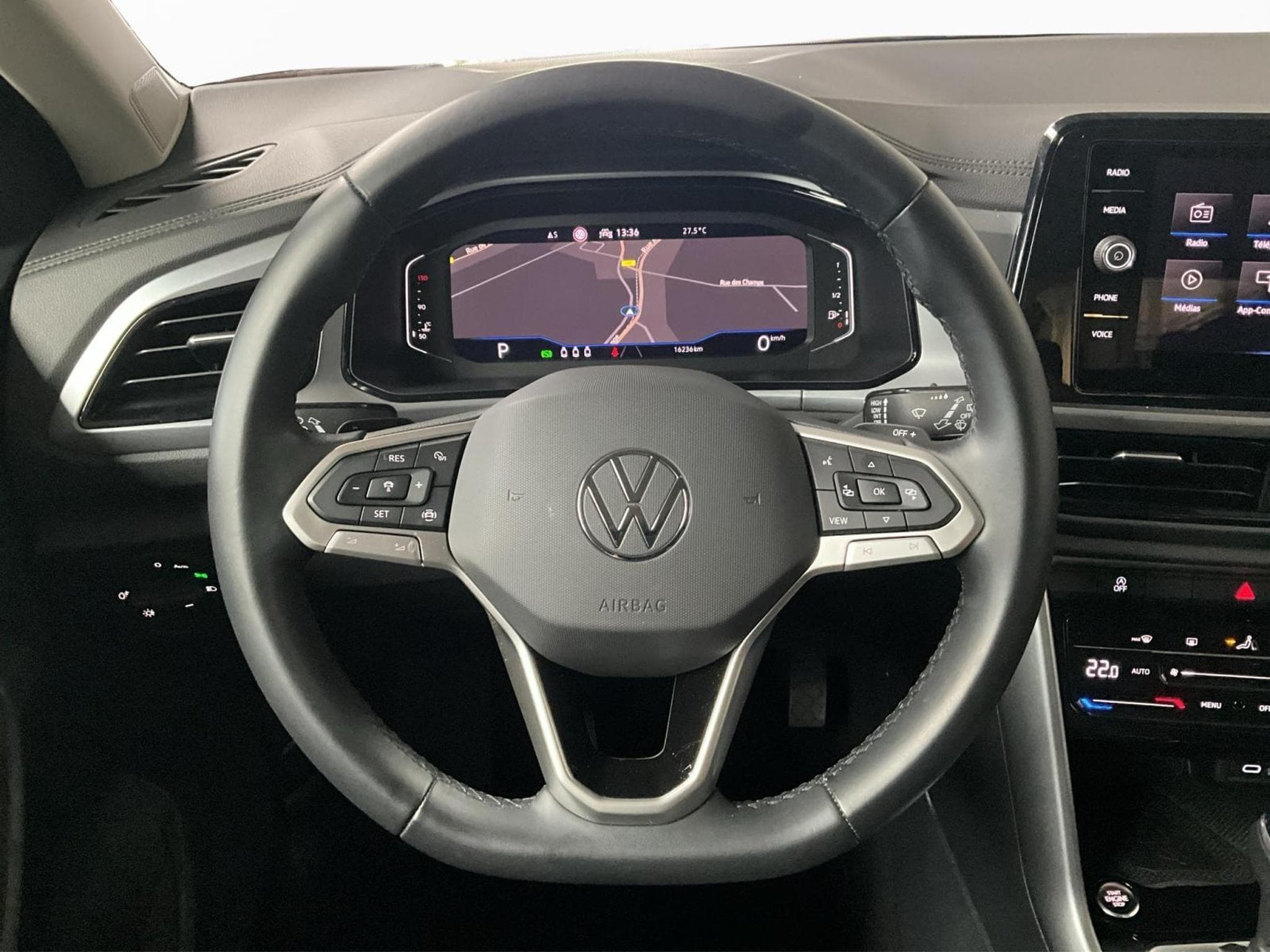 VW T-Roc Life+DSG+Led+Navi+P.Travel+LTE+Keyless (2022) - Photo 10