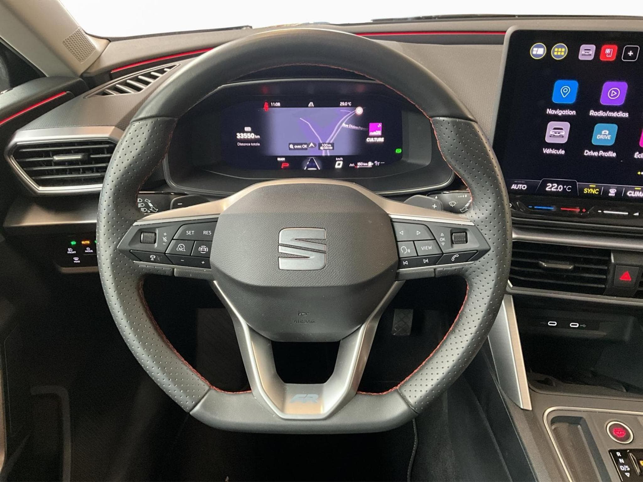 Seat Leon FR+Black-Edition+Matrix-LED+P.Vision+ (2025) - Photo 10
