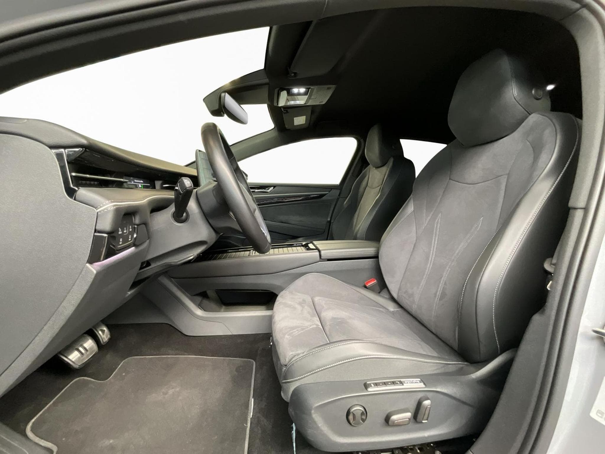 VW ID.7 77kWh+Pro+P.Confort+P.Assis.+P.Select (2025) - Photo 9
