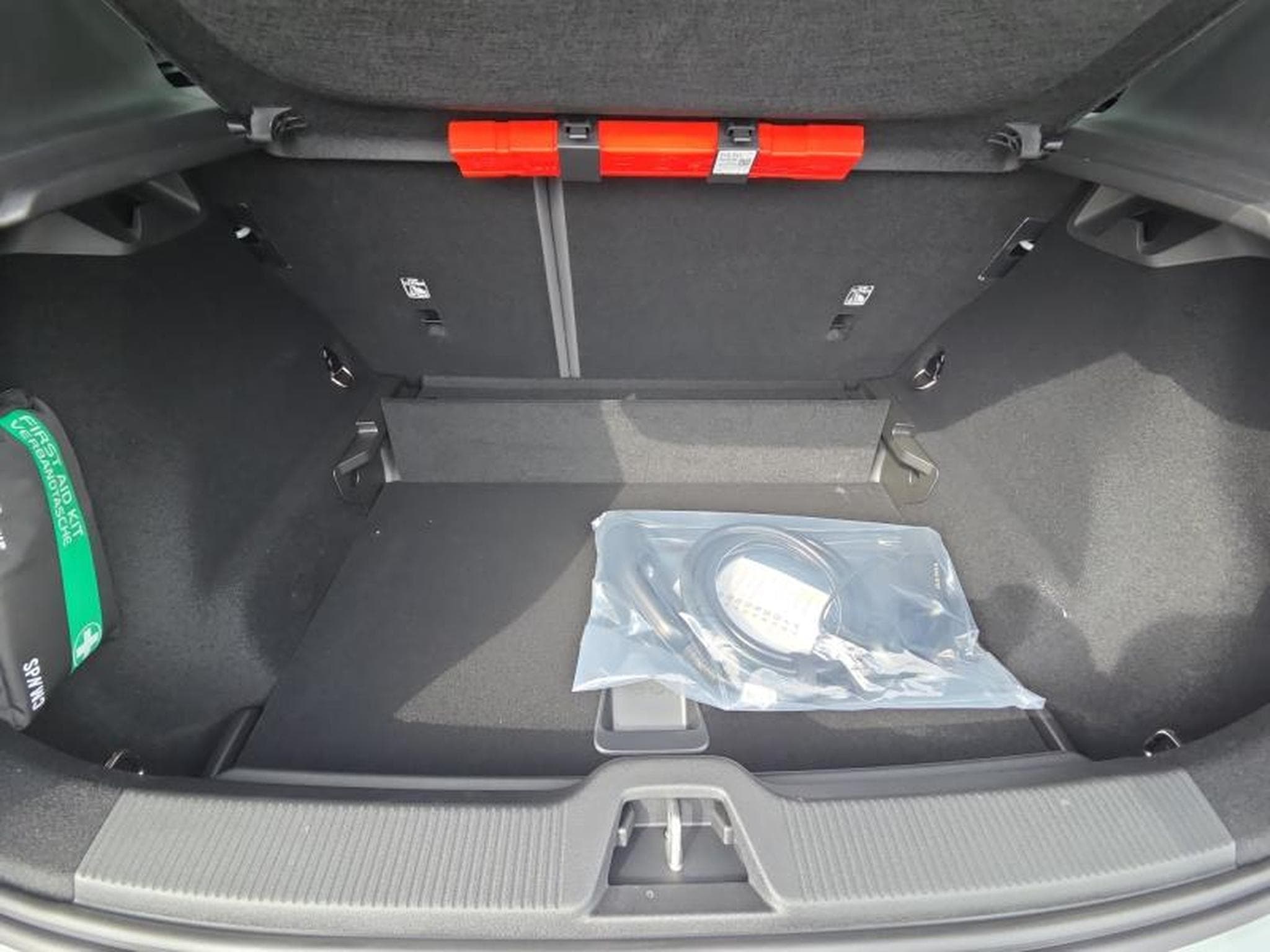 Volvo EX30 Cross Country Ultra Twin / Electrique (2026) - Photo 15