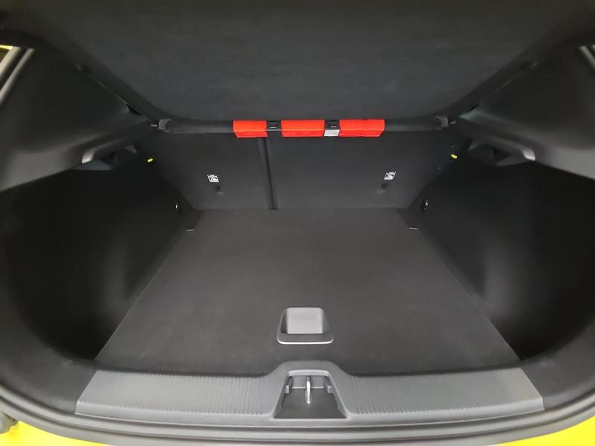 Volvo EX30 Ultra Single Motor Extended (2026) - Photo 19