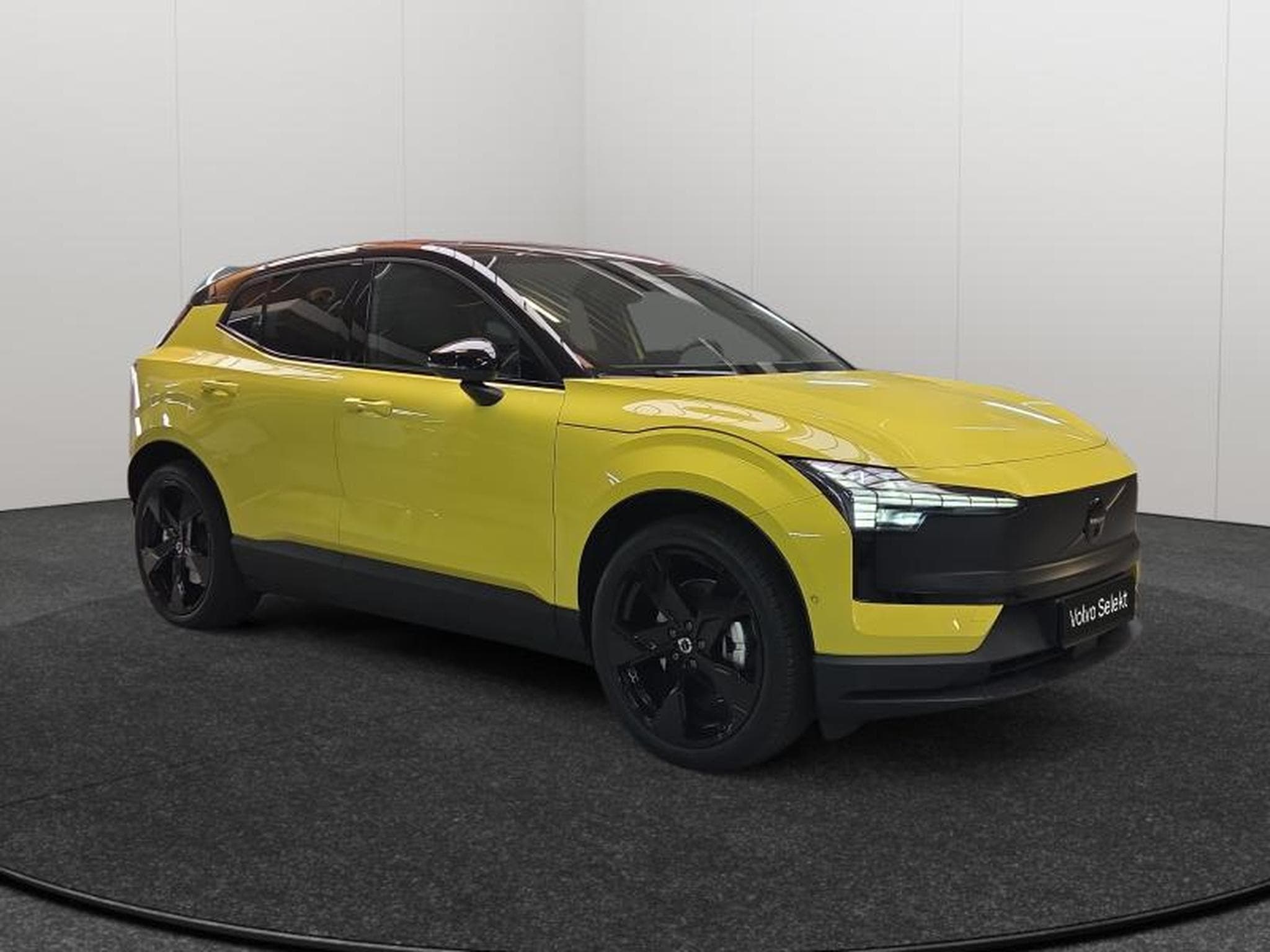 Volvo EX30 Ultra Single Motor Extended (2026) - Photo 7