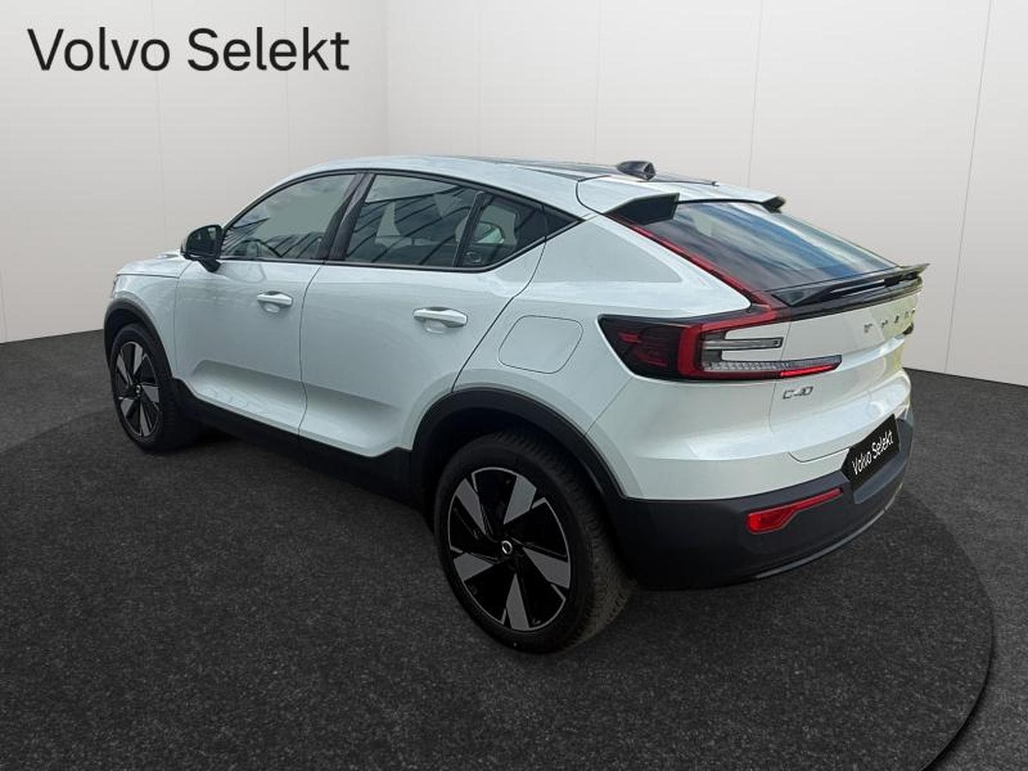 Volvo C40 Core Single Motor Extended Range (2025) - Photo 3