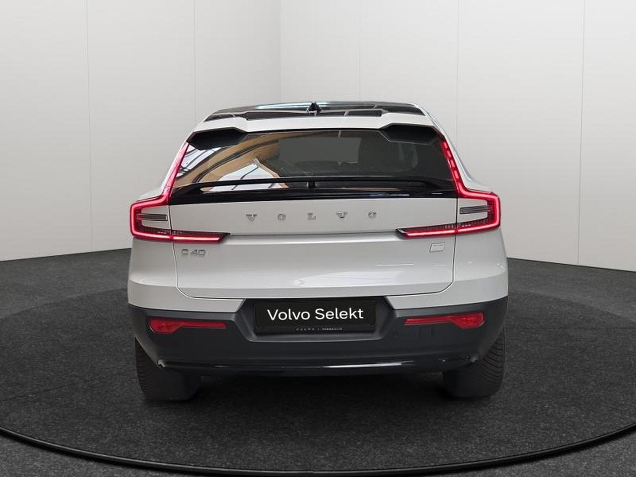 Volvo C40 Core Single Motor Extended Range (2025) - Photo 46