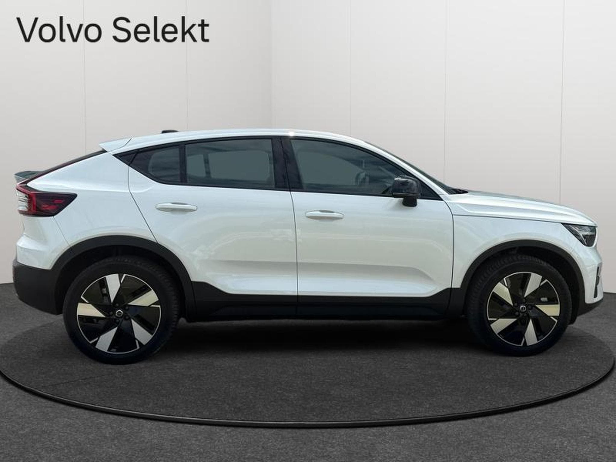 Volvo C40 Core Single Motor Extended Range (2025) - Photo 6