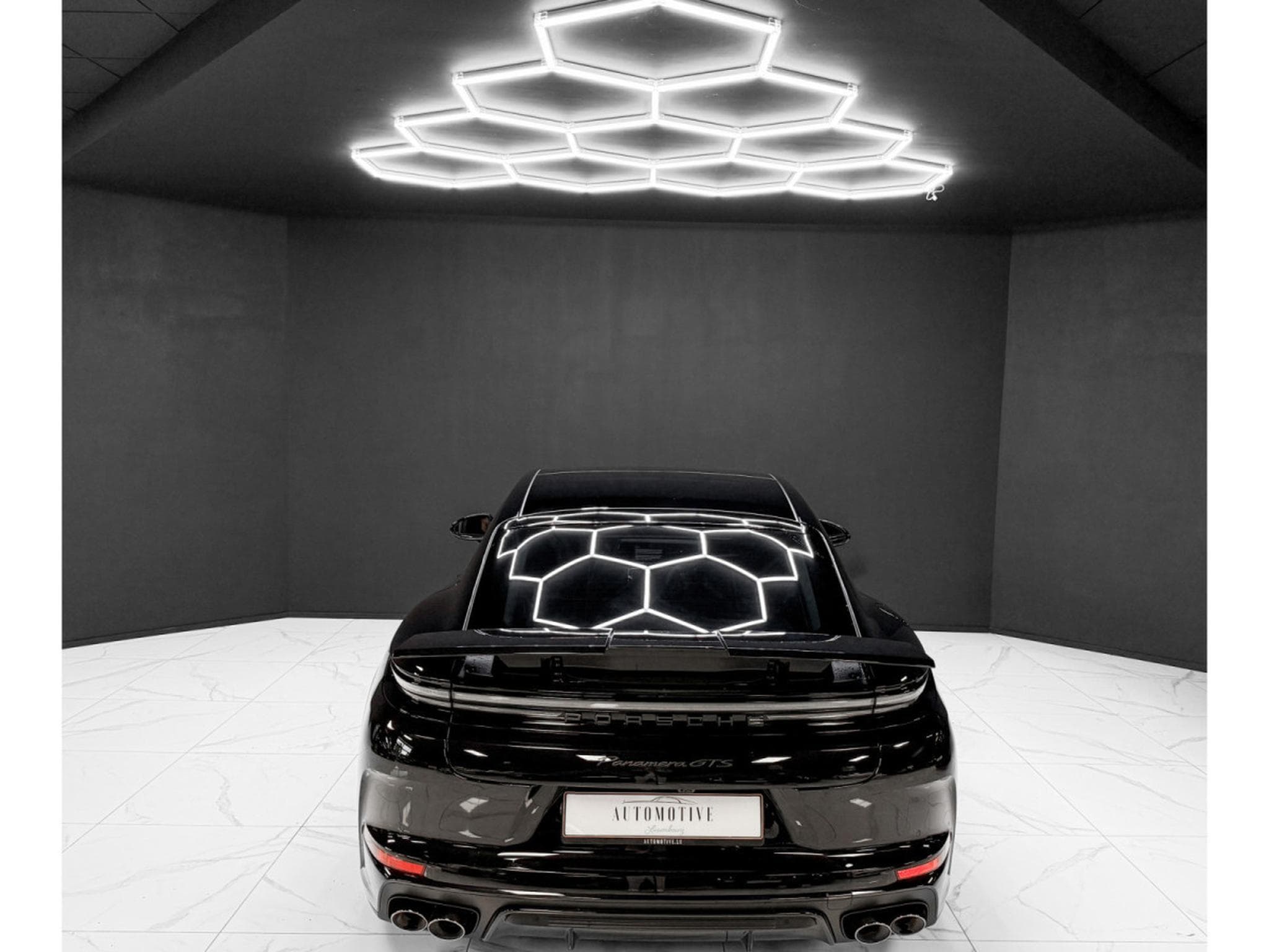 Porsche Panamera 4.0 V8 GTS / 5 SEATS / FULL (2025) - Photo 4