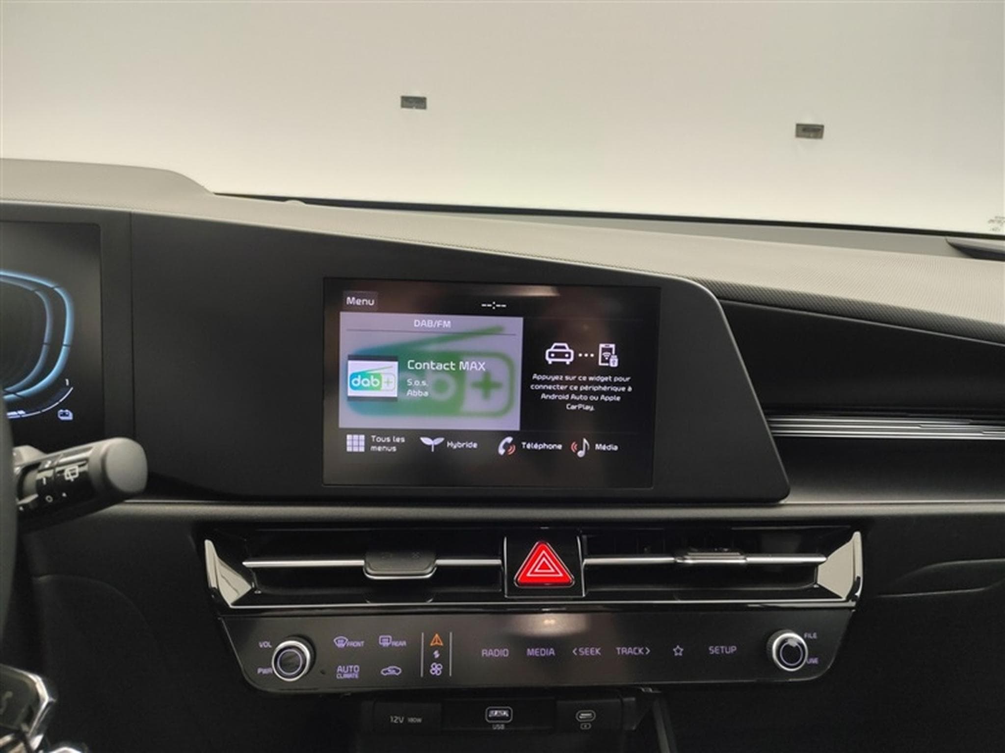 Kia Niro HEV 1.6 GDi Pure DCT (2023) - Photo 11