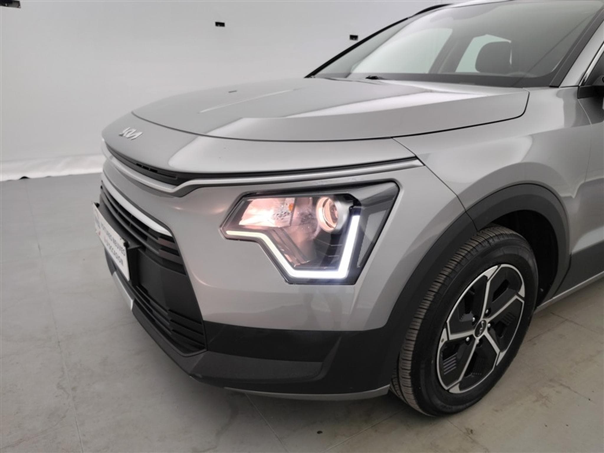 Kia Niro HEV 1.6 GDi Pure DCT (2023) - Photo 16