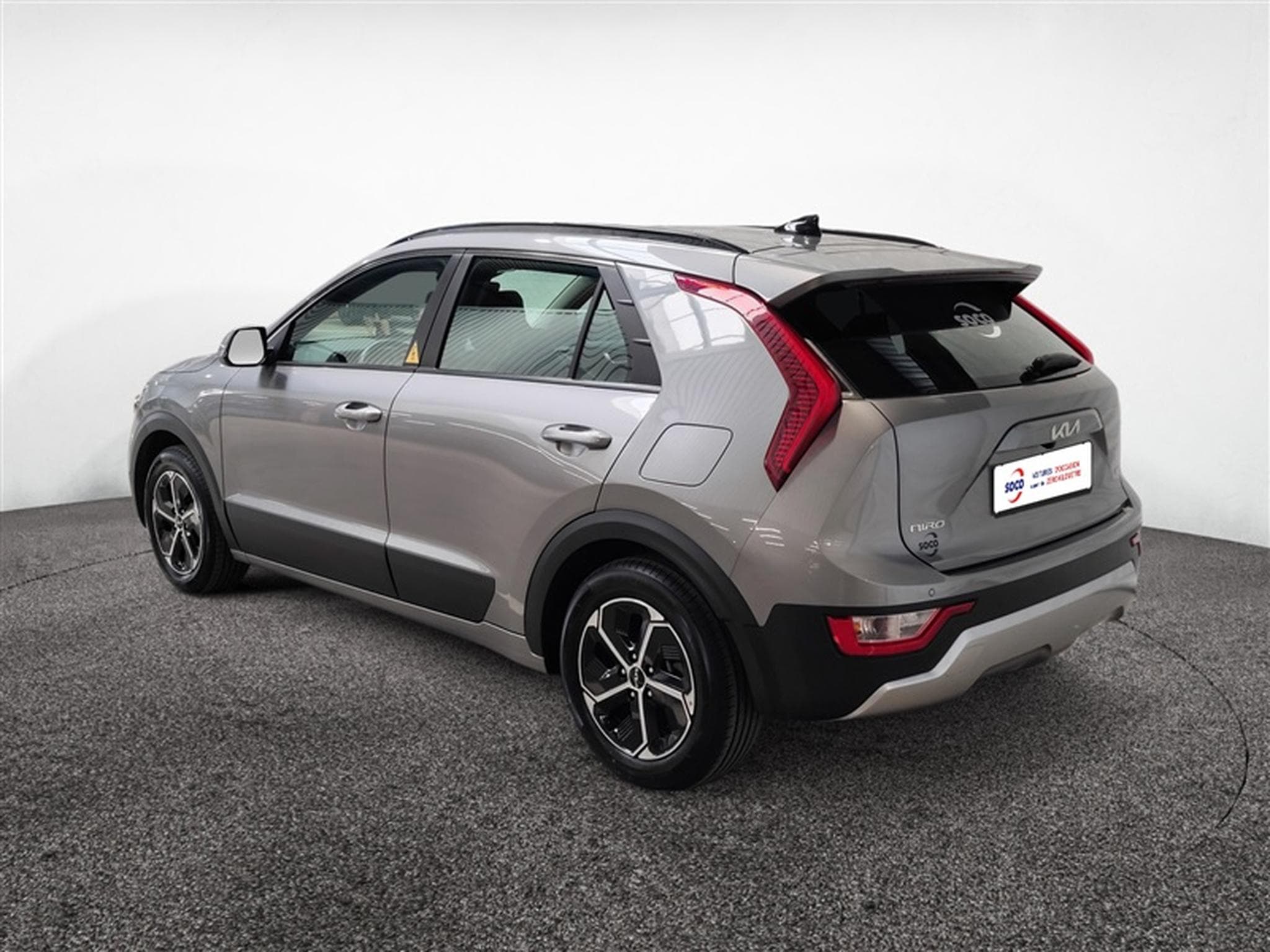 Kia Niro HEV 1.6 GDi Pure DCT (2023) - Photo 2