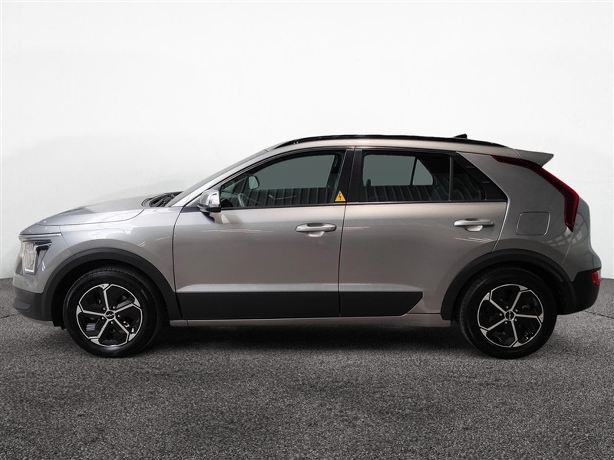 Kia Niro HEV 1.6 GDi Pure DCT (2023) - Photo 3