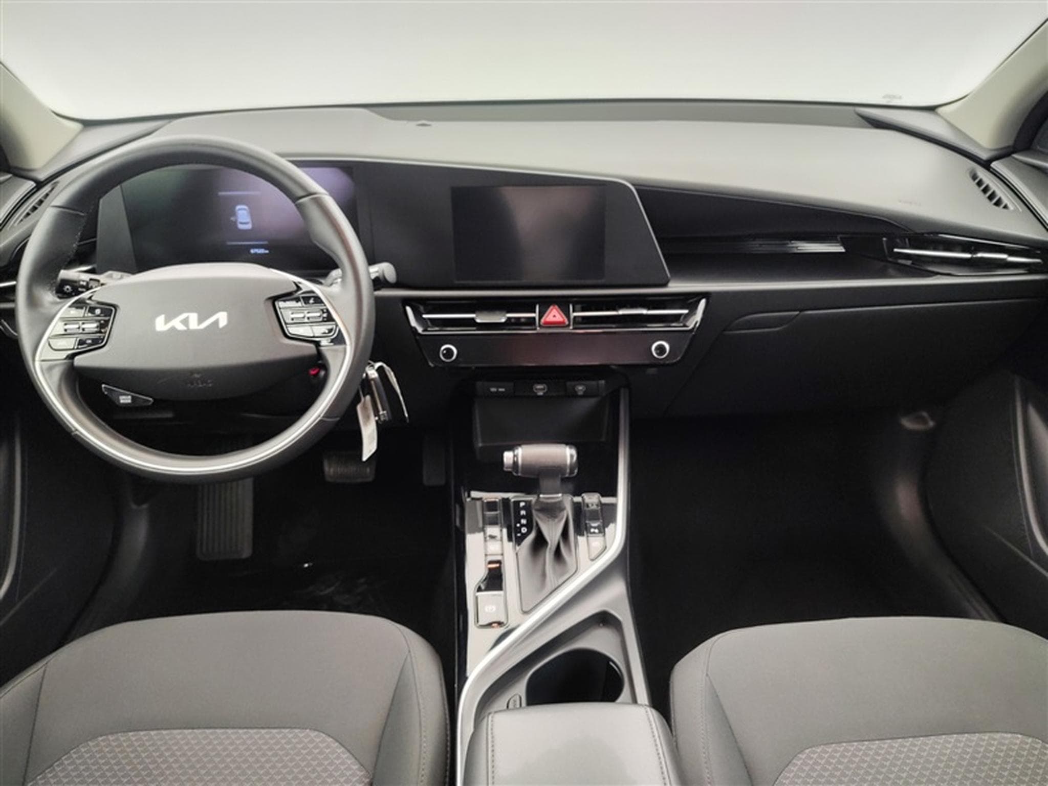 Kia Niro HEV 1.6 GDi Pure DCT (2023) - Photo 8
