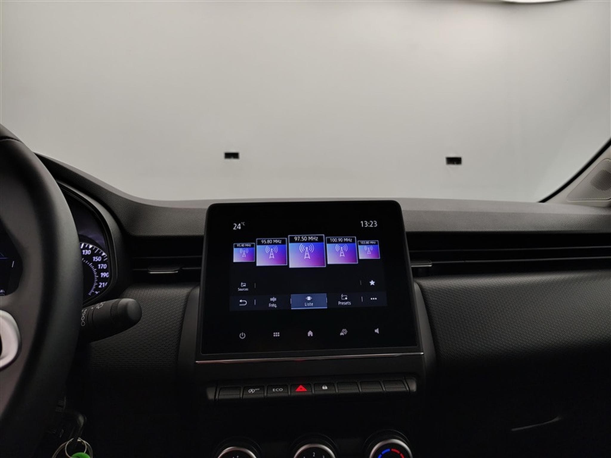 Renault Clio 1.0 TCe 90cv Equilibre APPLECARPLAY / FULL LED (2022) - Photo 11