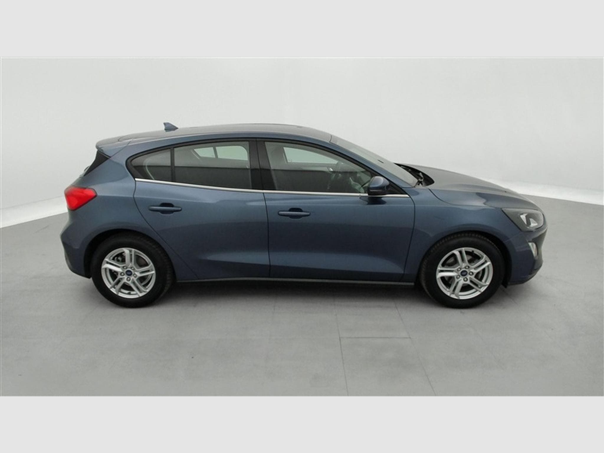 Ford Focus 1.0 EcoBoost Connected (EU6d) (2021) - Photo 23
