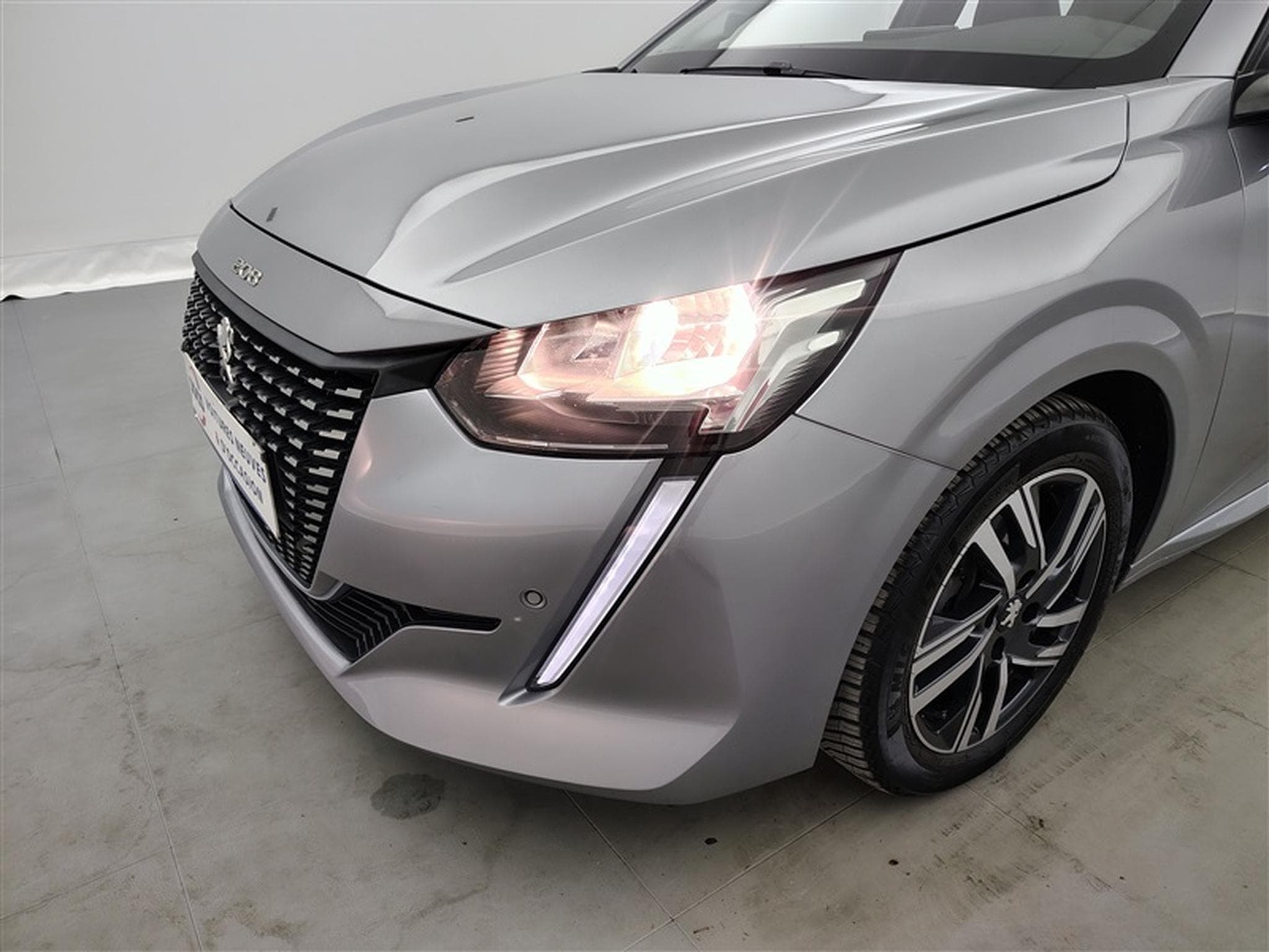 Peugeot 208 1.2i PureTech Allure CLIM/NAVI/CAMERA/CUIR (2020) - Photo 15