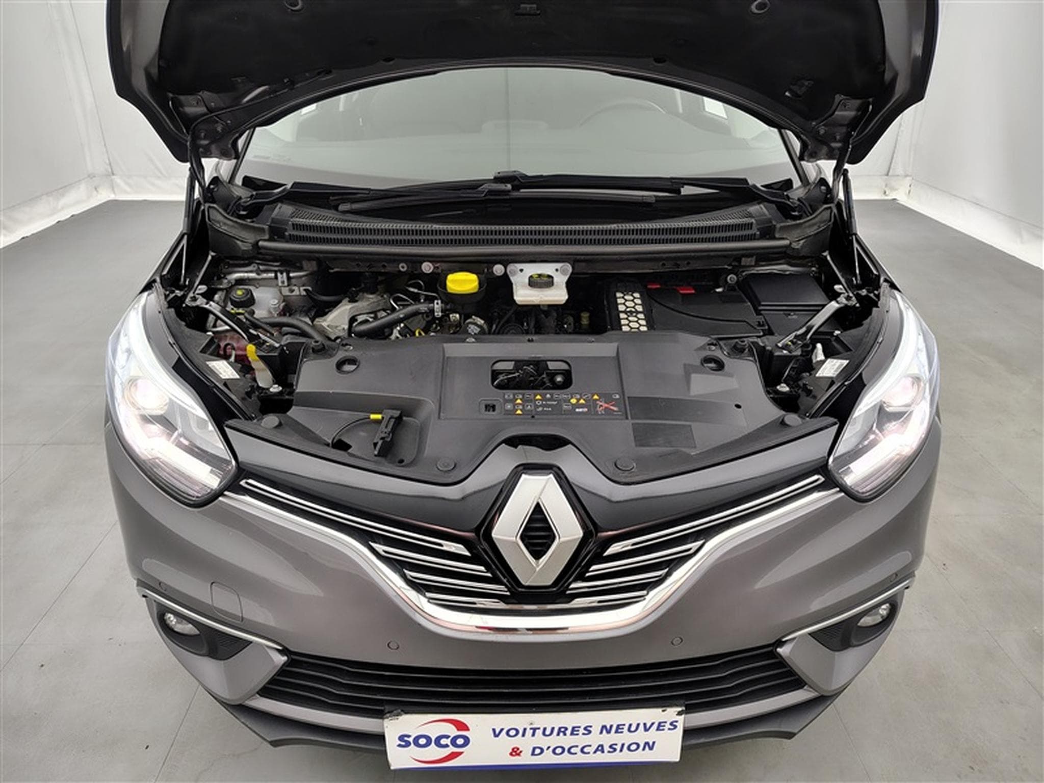 Renault Scenic 1.33 TCe Buisness GPF (EU6.2) (2019) - Photo 22