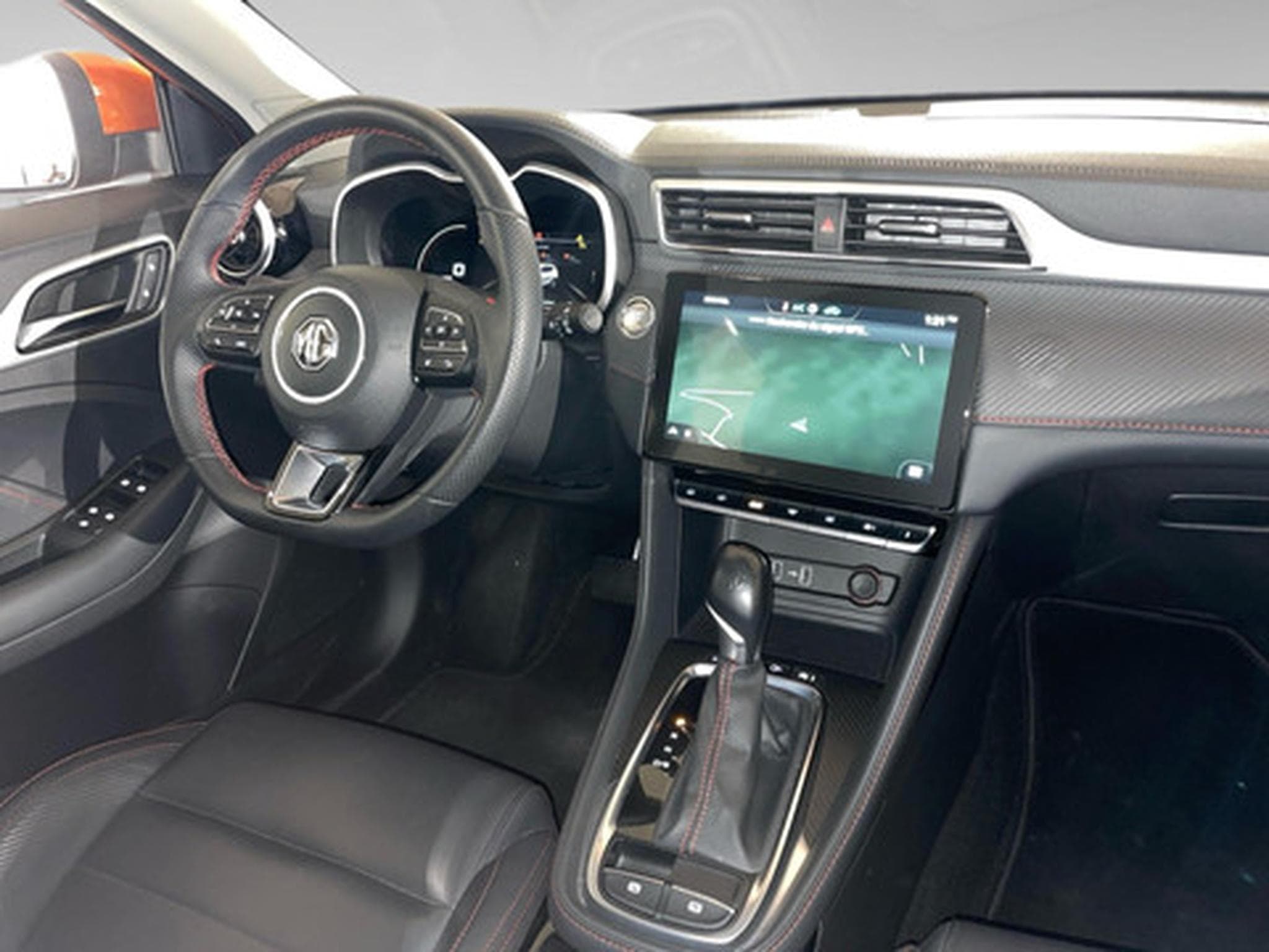MG ZS 1.0 T-GDi AT LUXURY (2024) - Photo 7