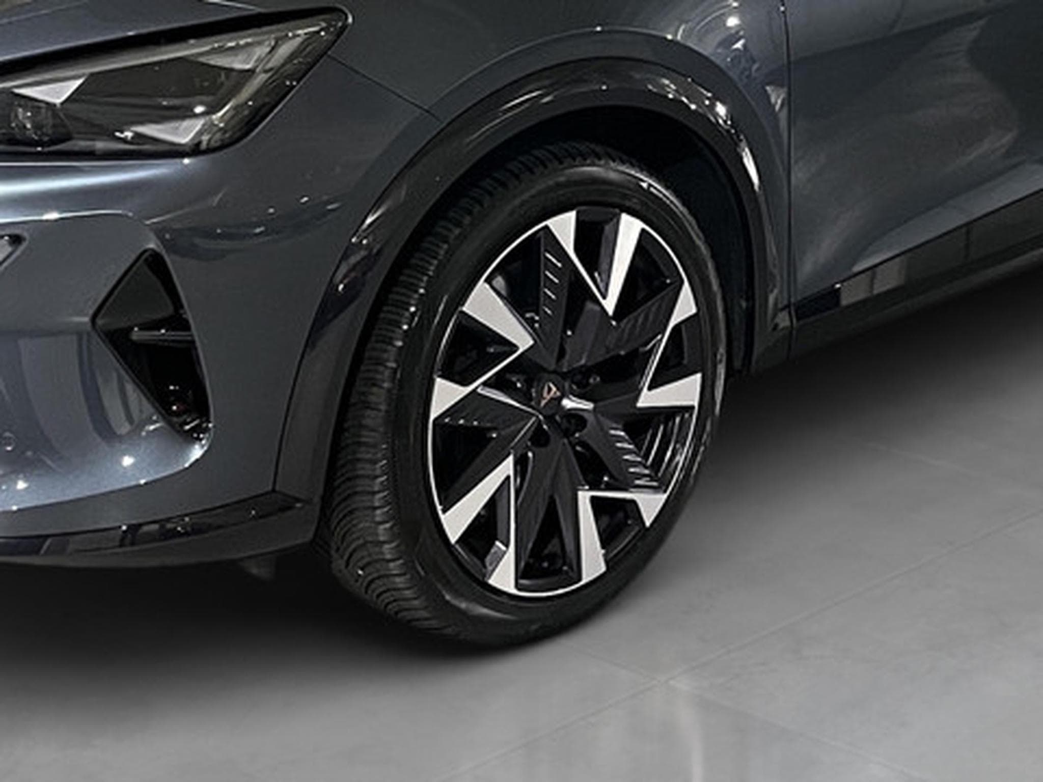 Cupra Formentor 2.0 VZ 245kW (2024) - Photo 21