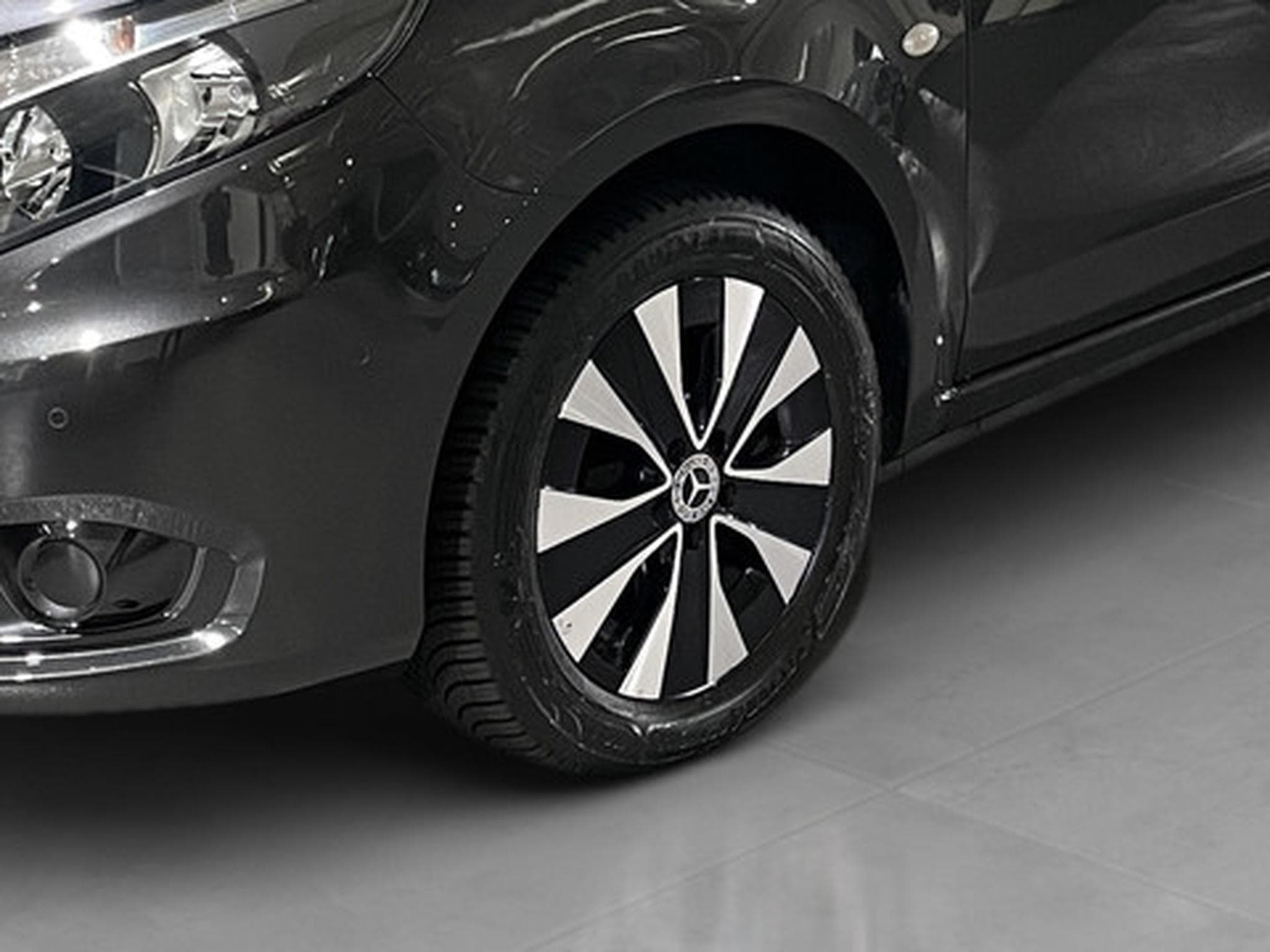 Mercedes Vito 2.0 Vito TOURER EDITION VIP 8 PLACES (2023) - Photo 24