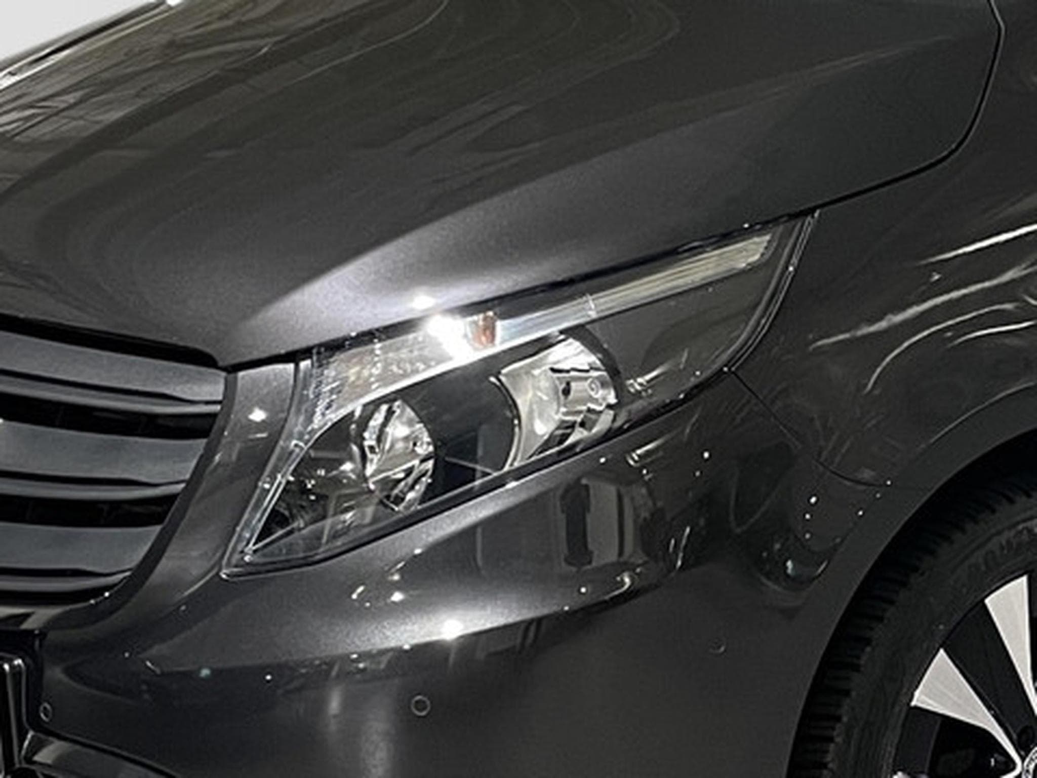 Mercedes Vito 2.0 Vito TOURER EDITION VIP 8 PLACES (2023) - Photo 25