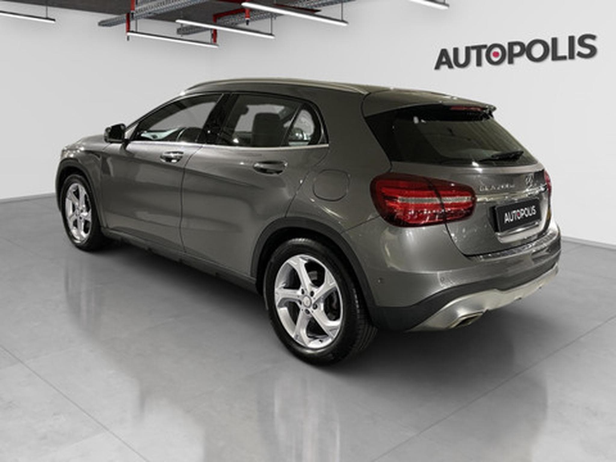 Mercedes GLA 200 GLA d DCT PACK URBAN (2017) - Foto 13