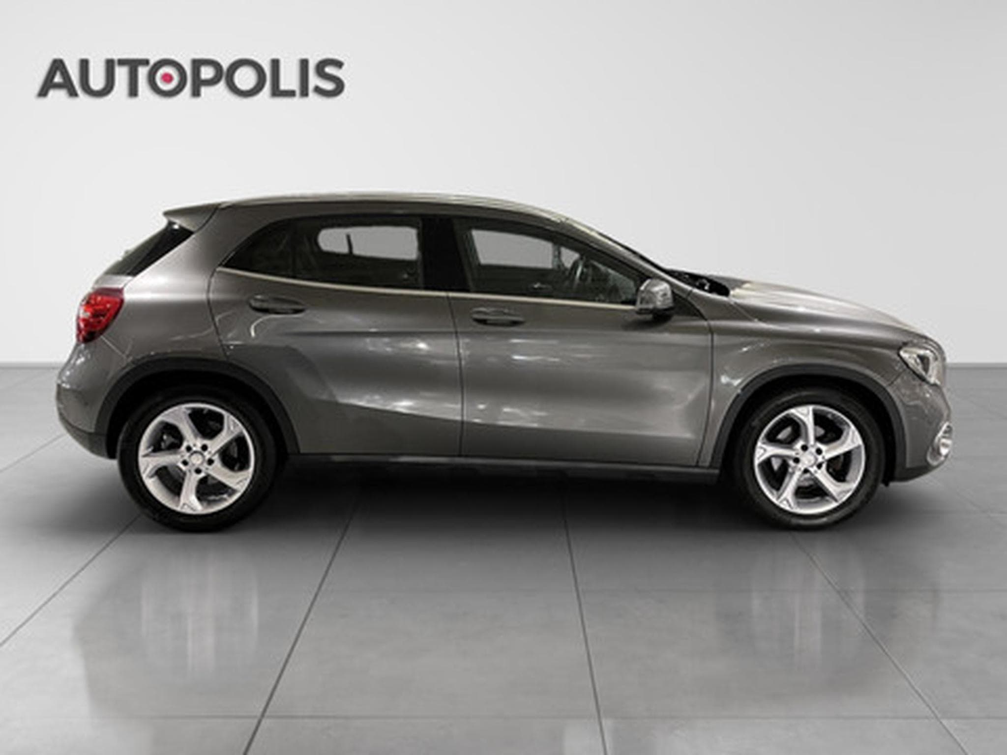 Mercedes GLA 200 GLA d DCT PACK URBAN (2017) - Foto 16