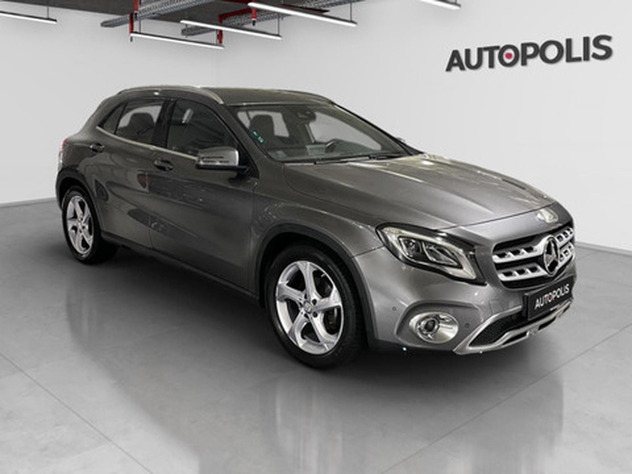 Mercedes GLA 200 GLA d DCT PACK URBAN (2017) - Foto 19