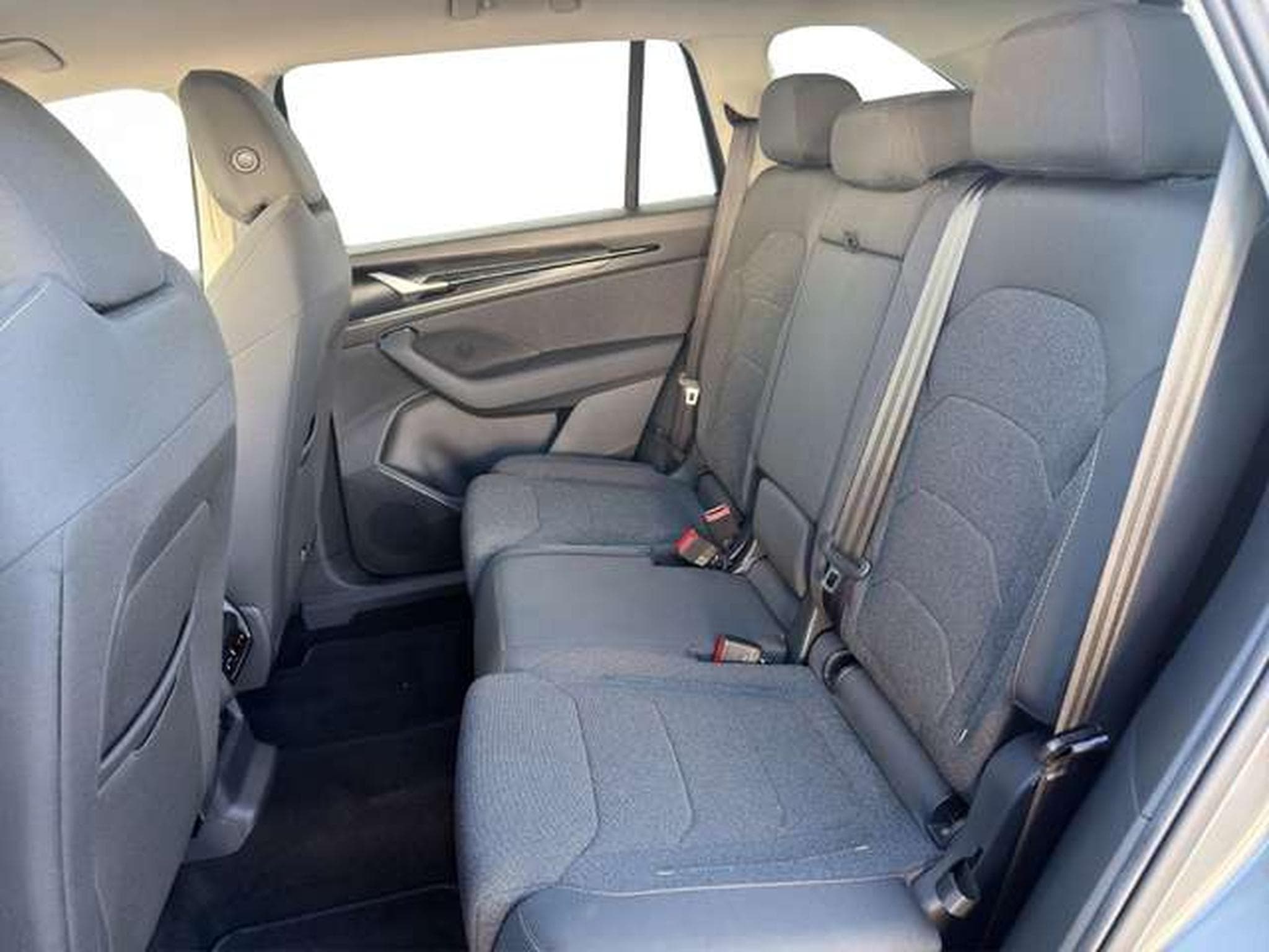 Skoda Kodiaq 2.0 TDI Selection/Komfort-P./AHK/Nav/LED (2024) - Photo 12