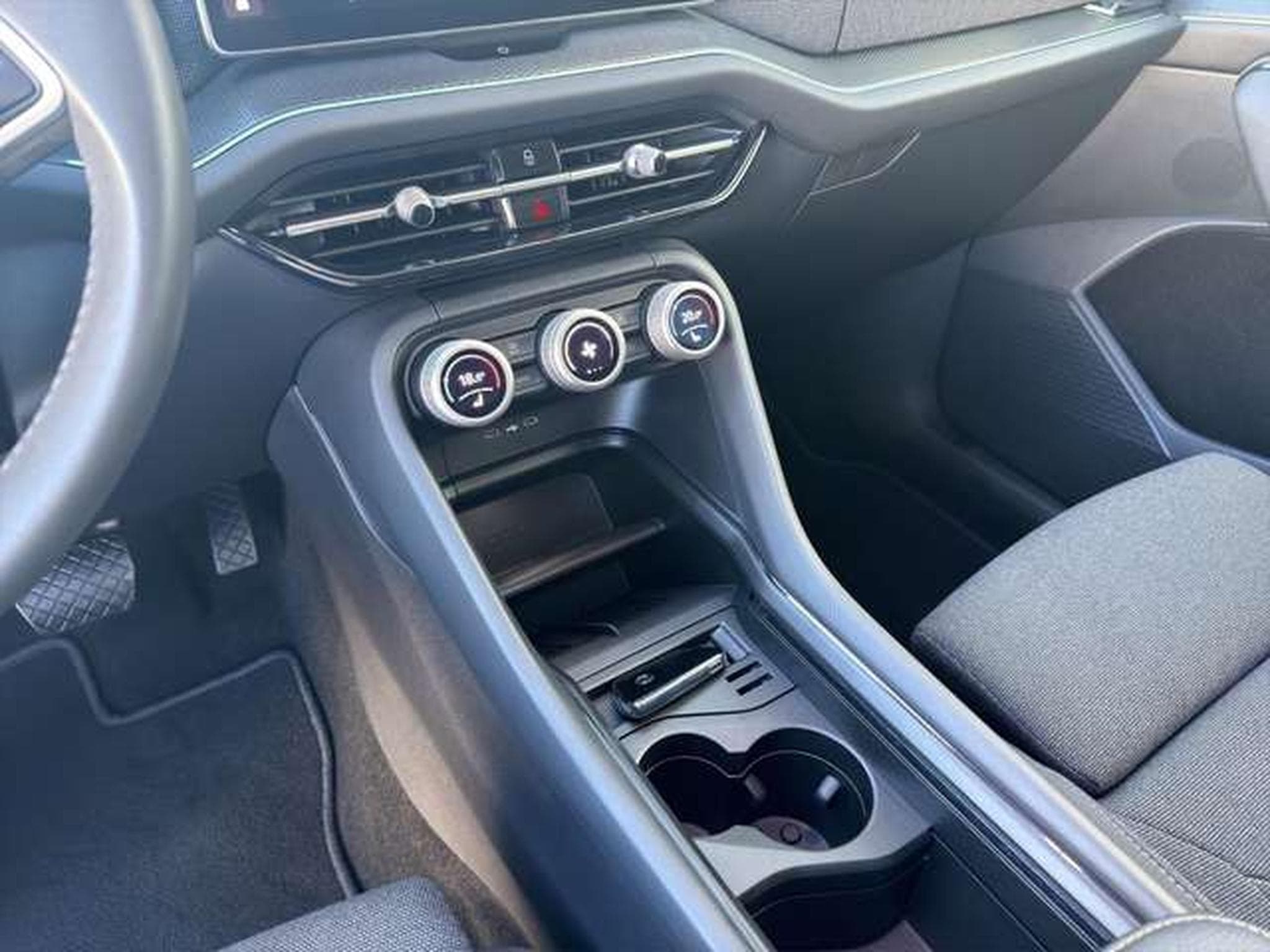 Skoda Kodiaq 2.0 TDI Selection/Komfort-P./AHK/Nav/LED (2024) - Photo 17