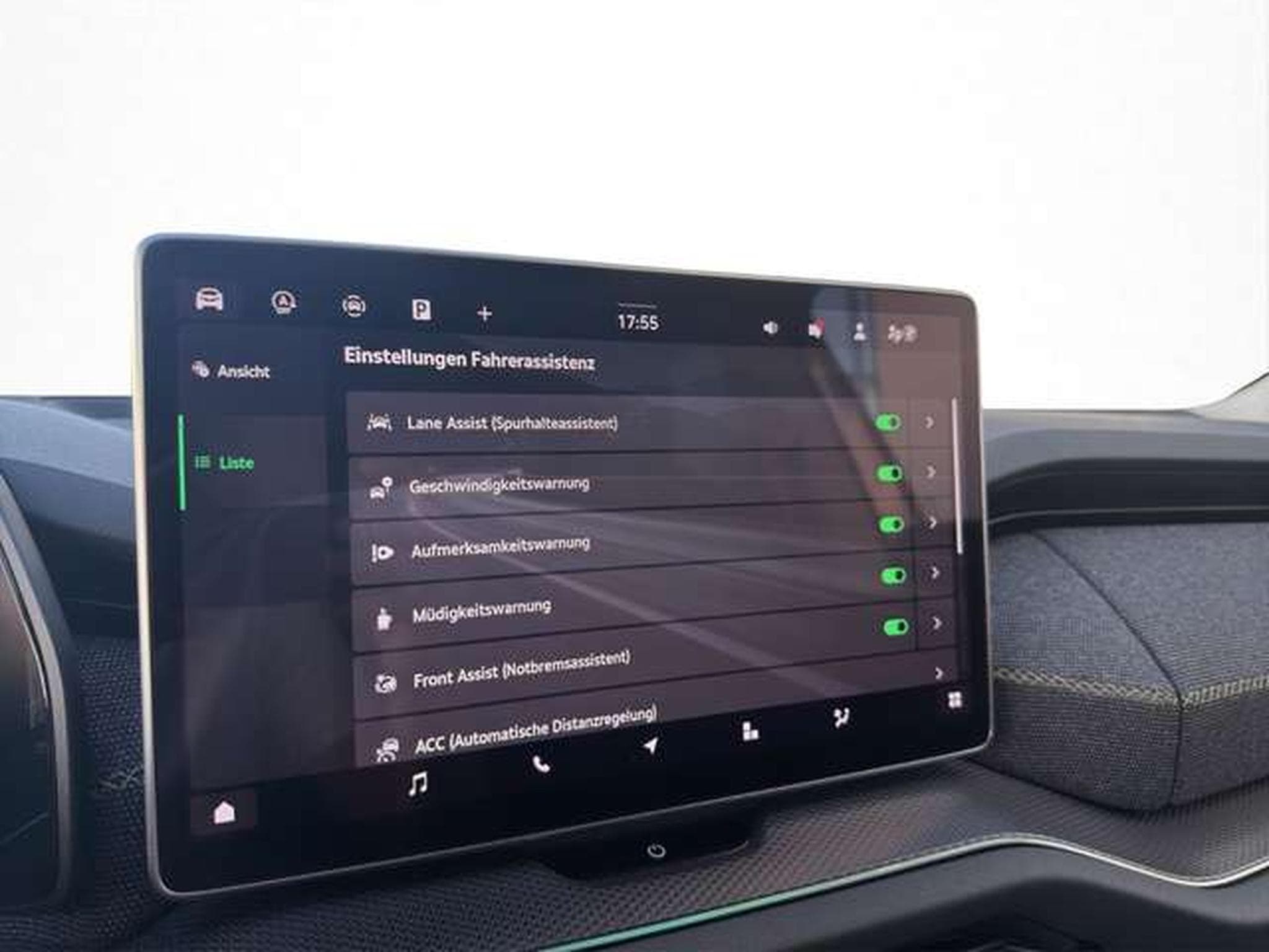 Skoda Kodiaq 2.0 TDI Selection/Komfort-P./AHK/Nav/LED (2024) - Photo 23
